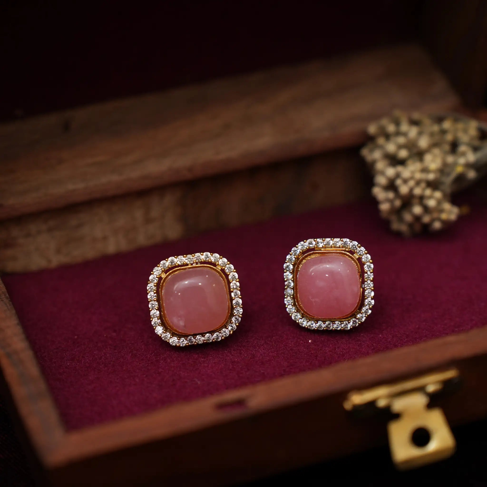 Lata Zircon Ear Stud - Pink