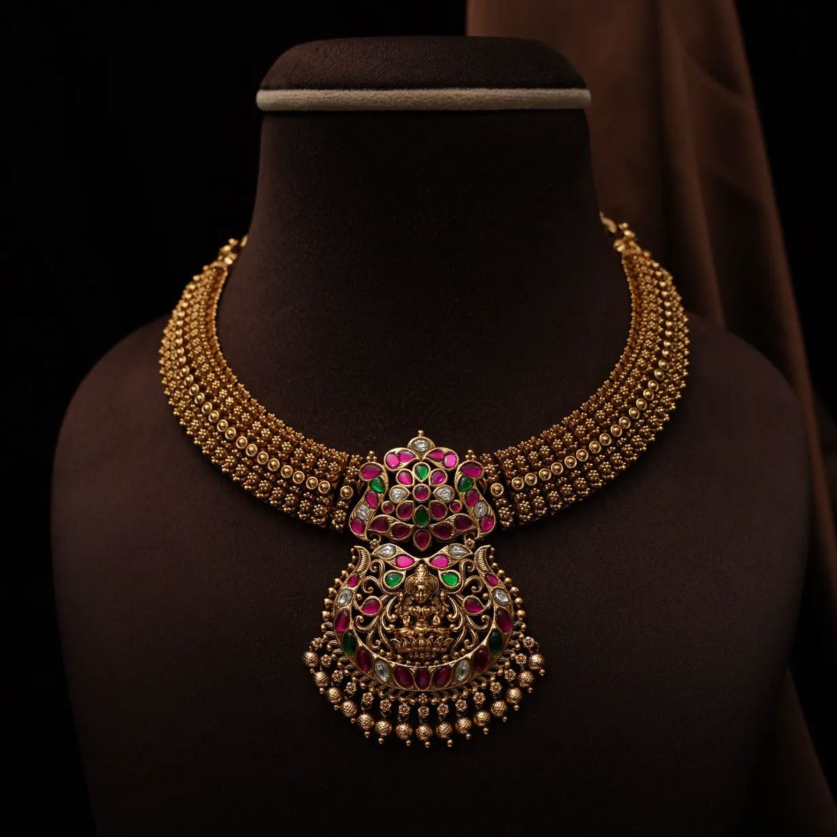 Lavini Antique Necklace - Jane