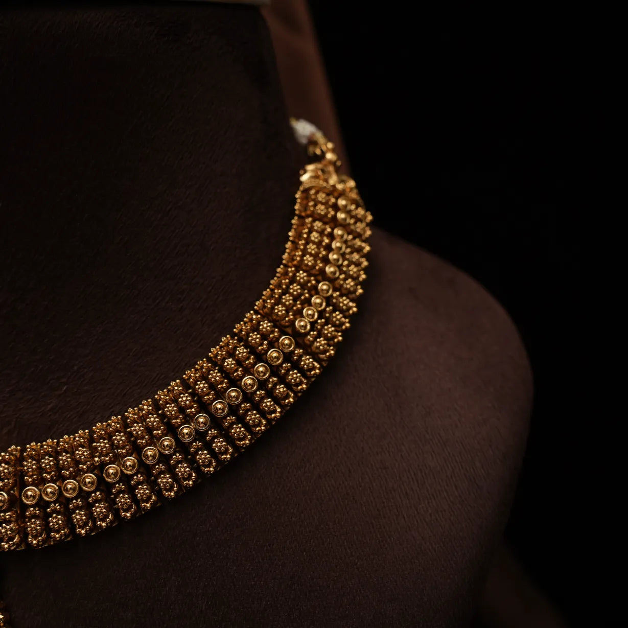 Lavini Antique Necklace - Maya