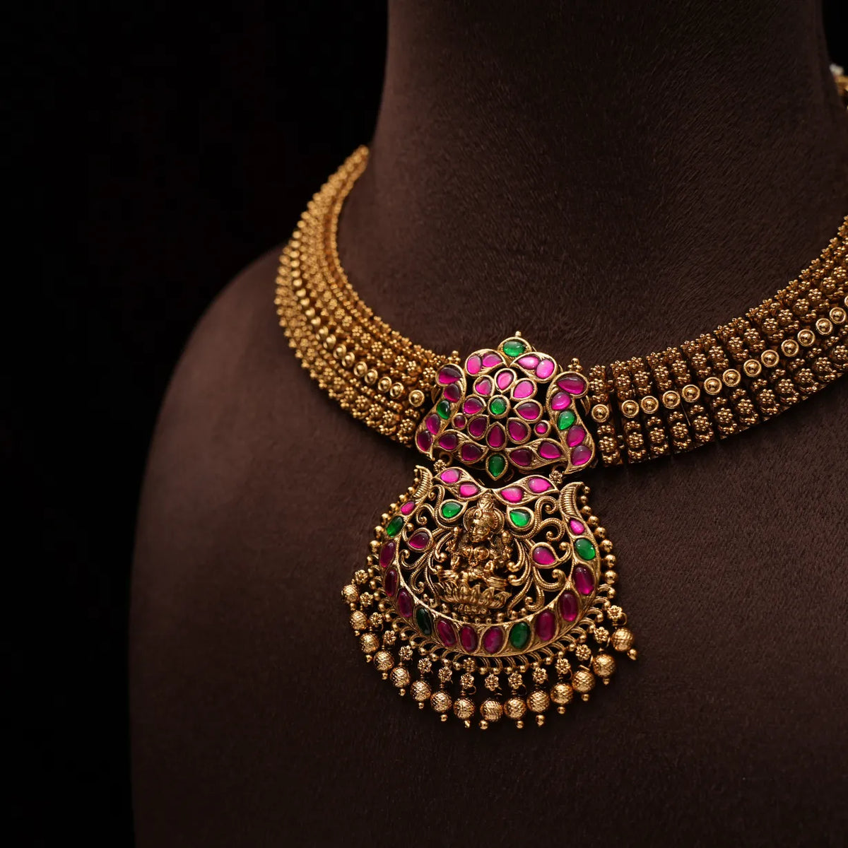 Lavini Antique Necklace - Reya