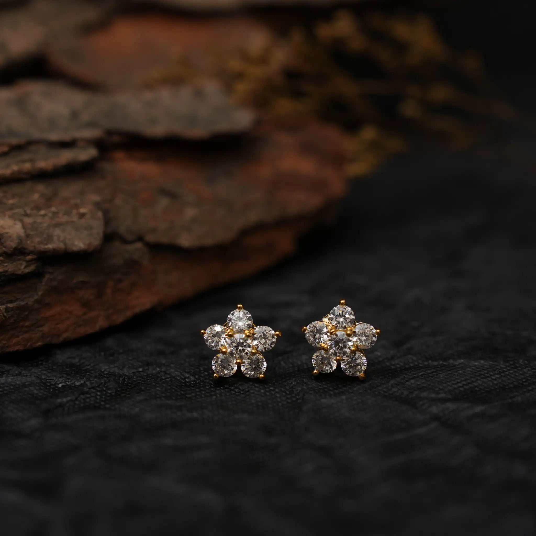 Lex Zircon Ear Stud