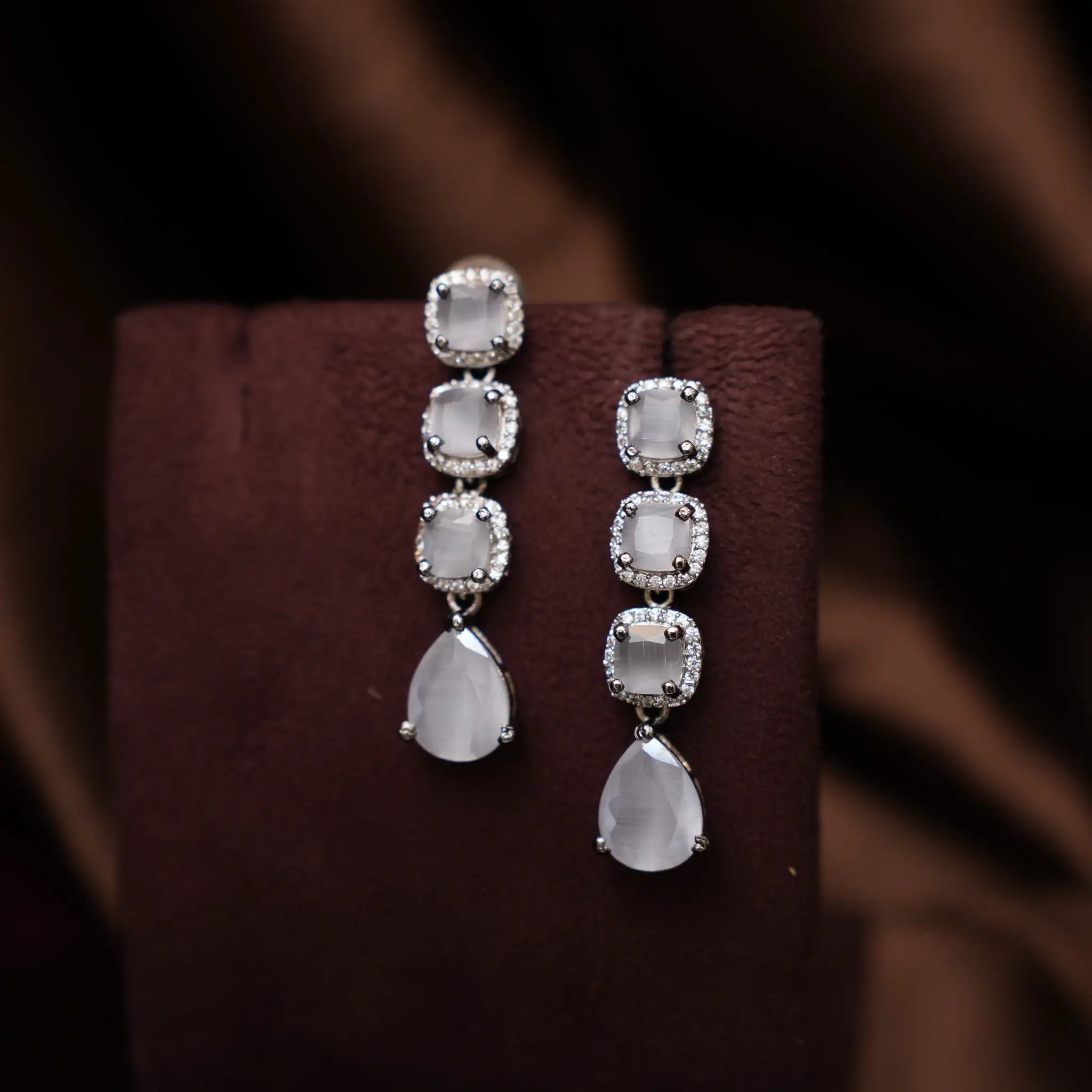 Libni Zircon Necklace - Grey