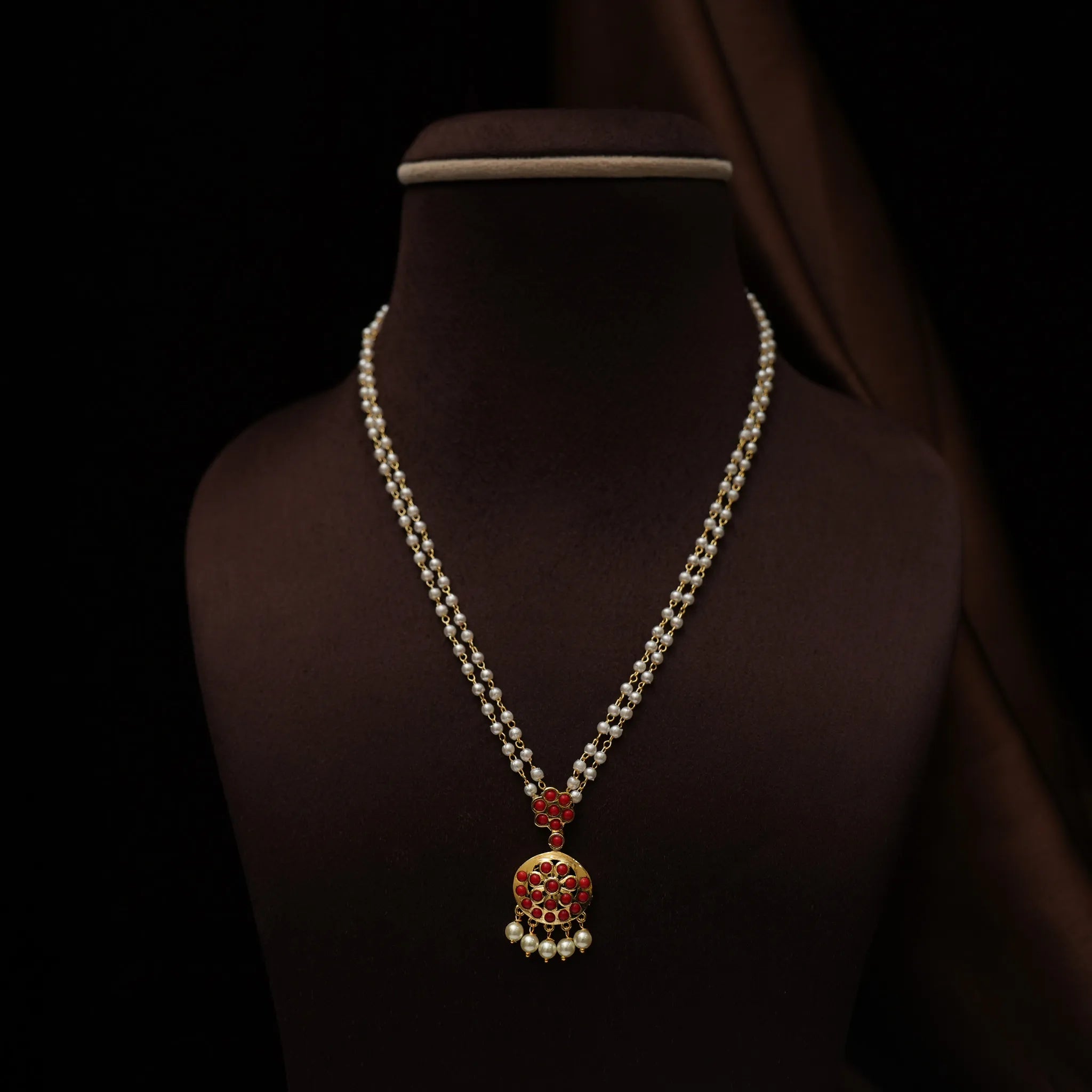 Lisha Antique Pearl Necklace