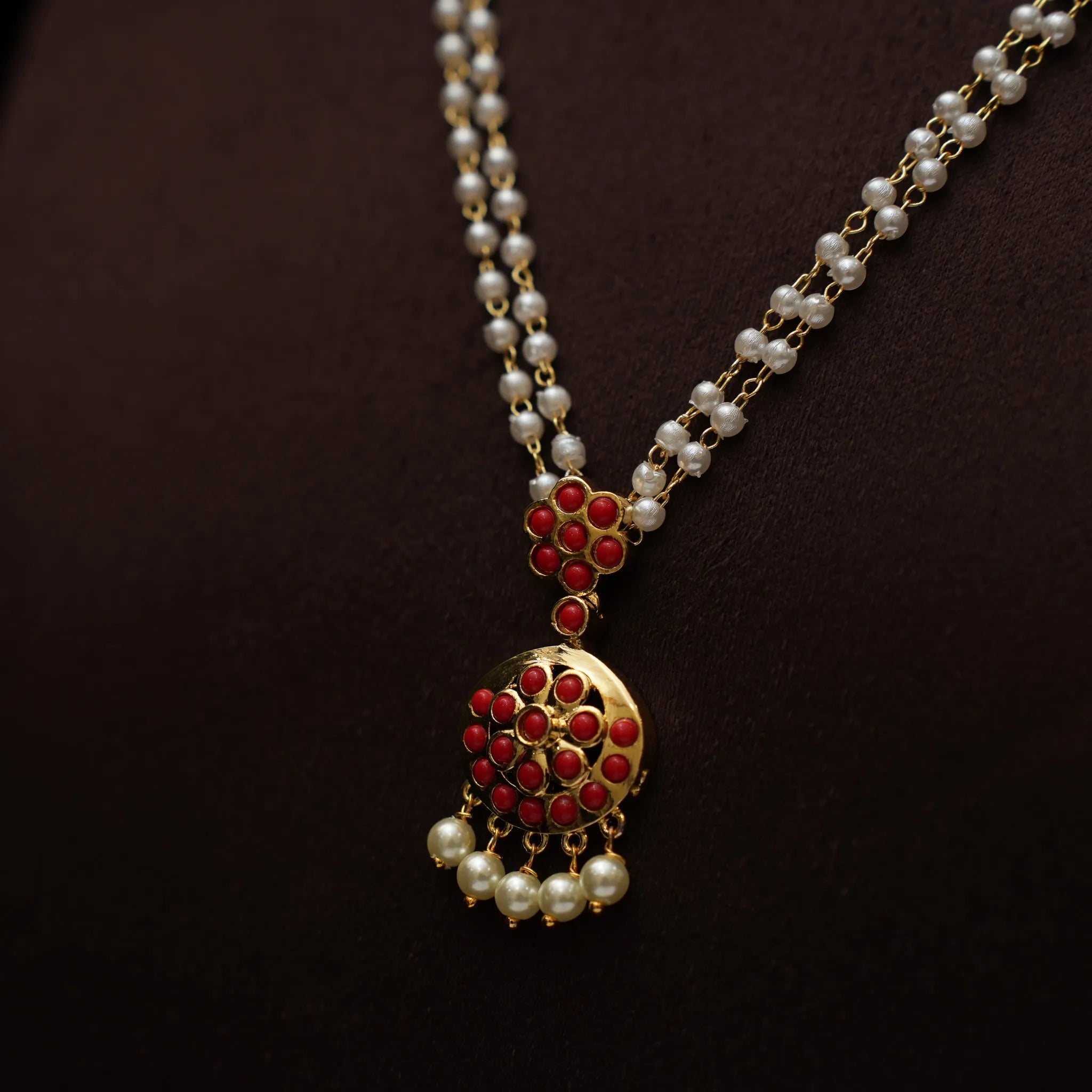 Lisha Antique Pearl Necklace
