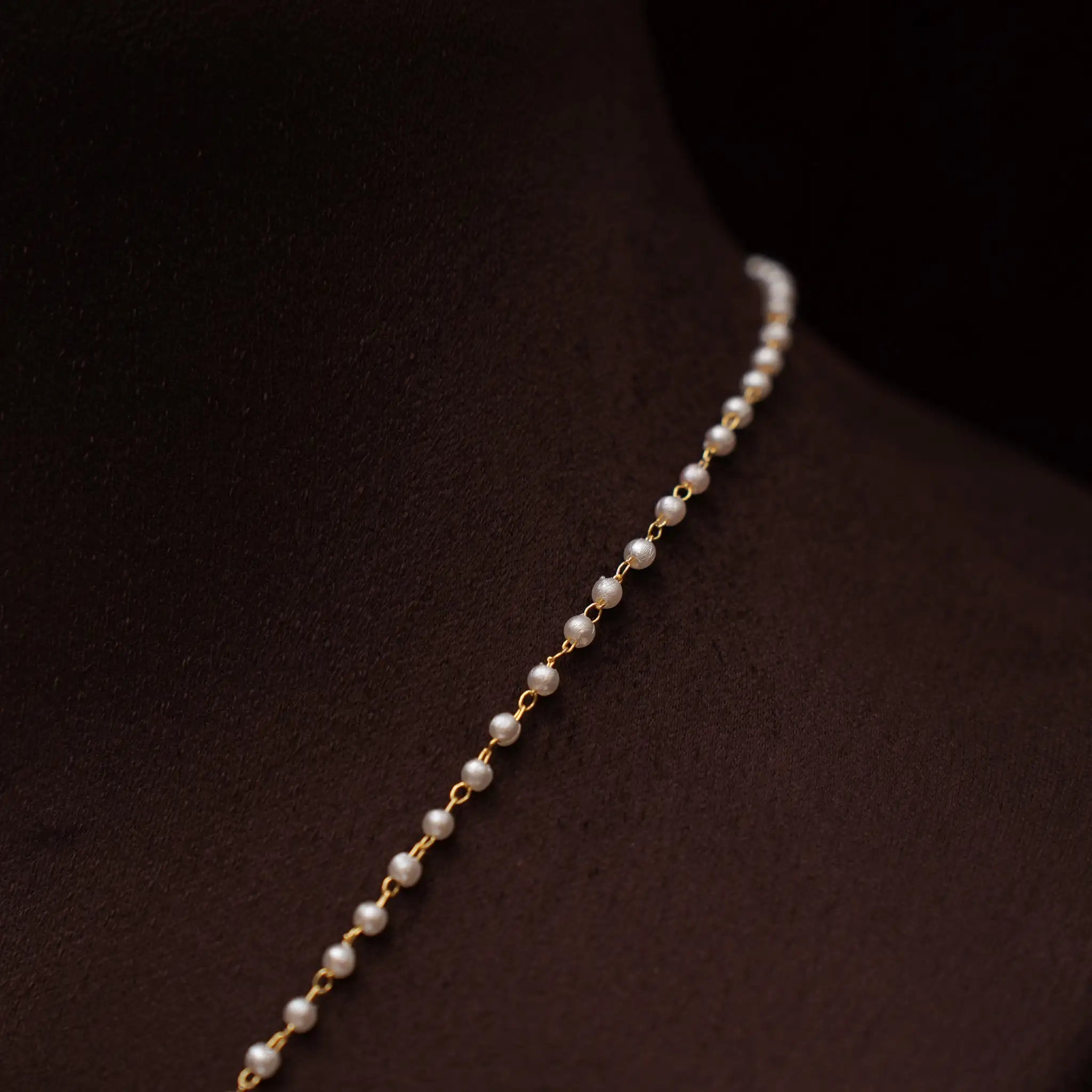 Lisha Antique Pearl Necklace