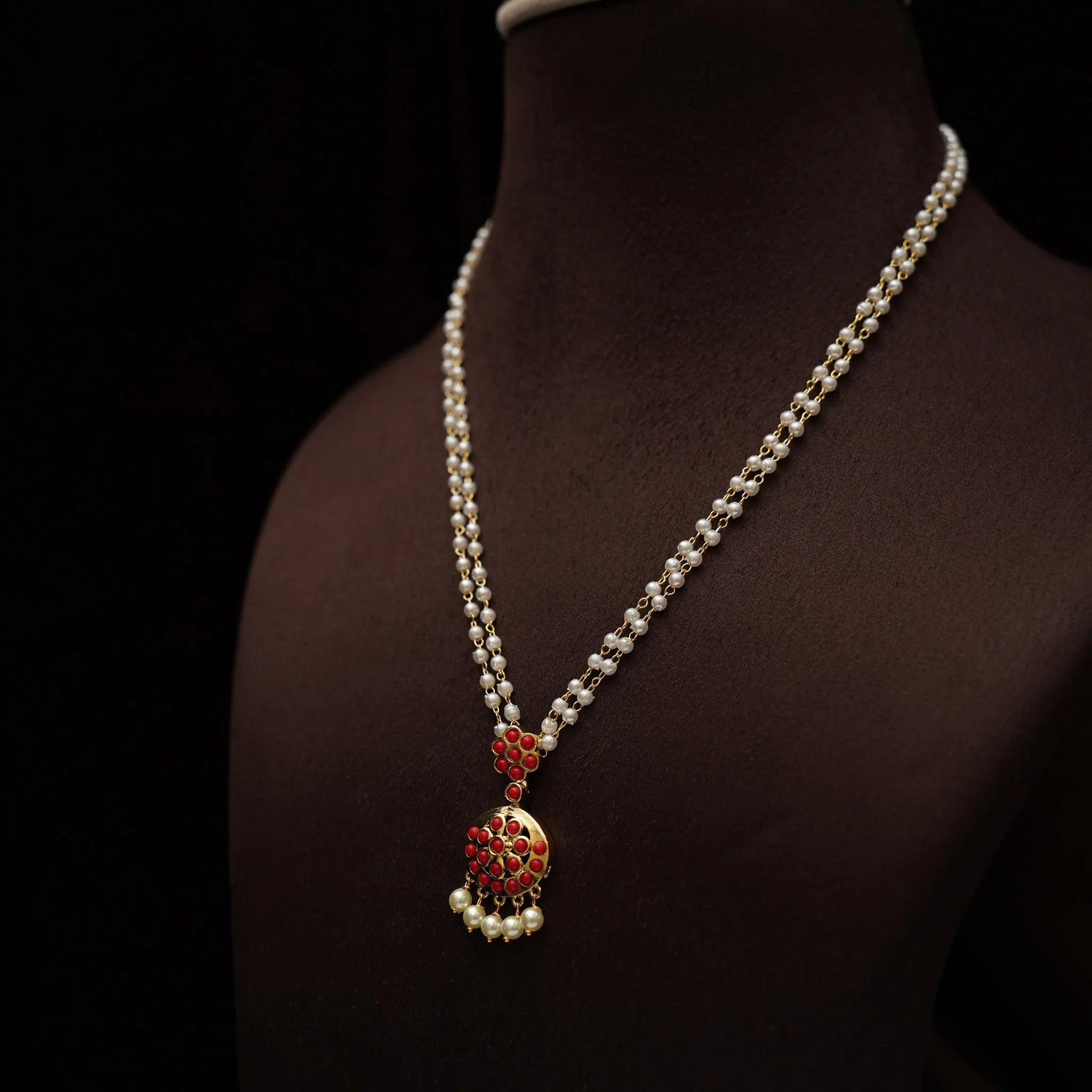 Lisha Antique Pearl Necklace