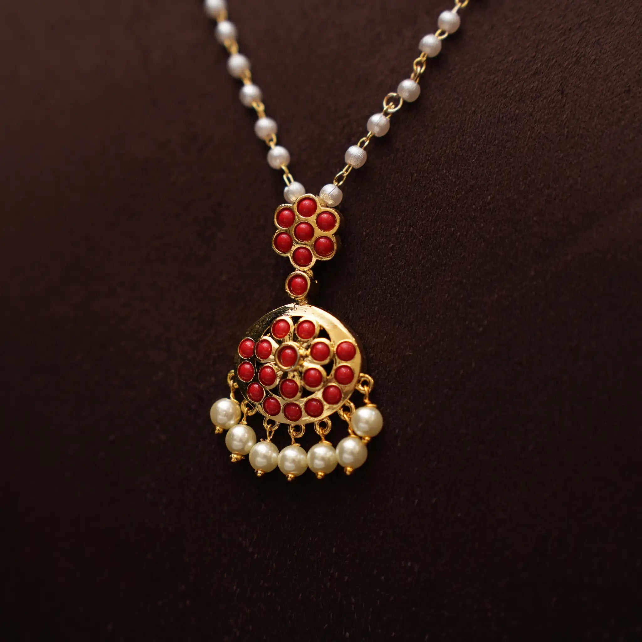Lisha Antique Pearl Necklace