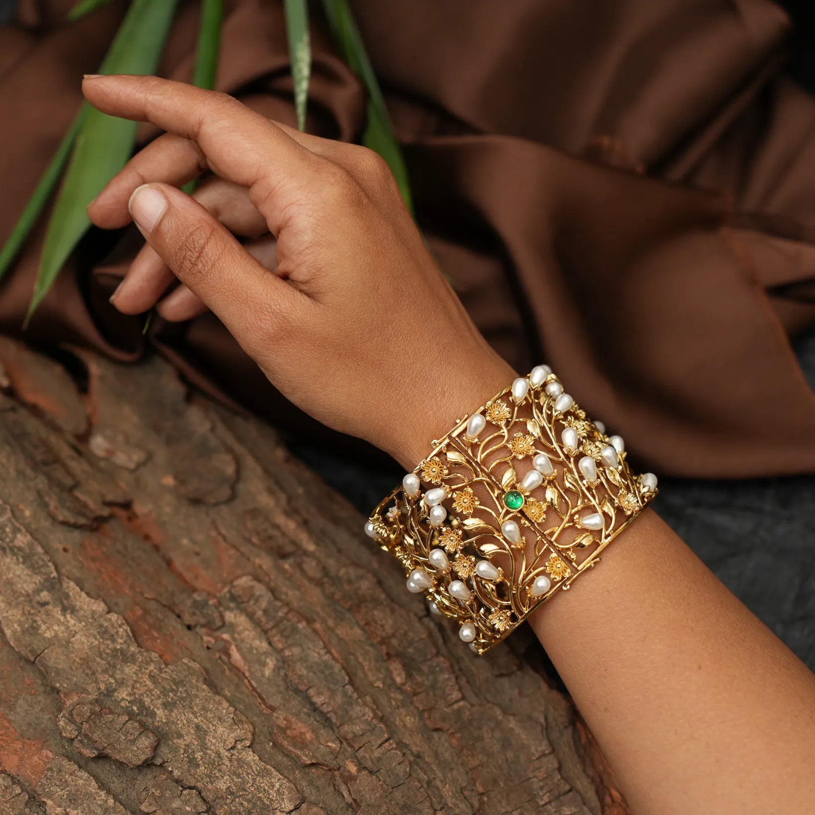 Lishika Statement Kada Bracelet
