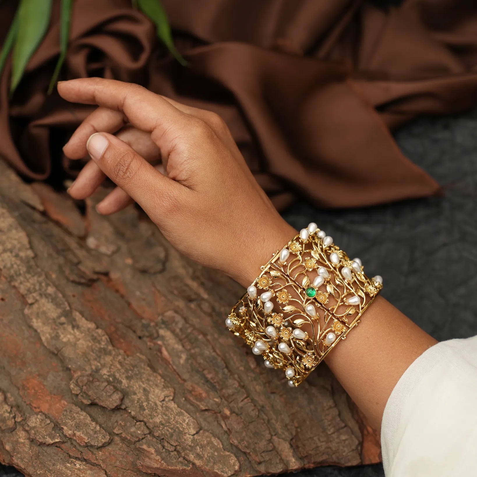 Lishika Statement Kada Bracelet
