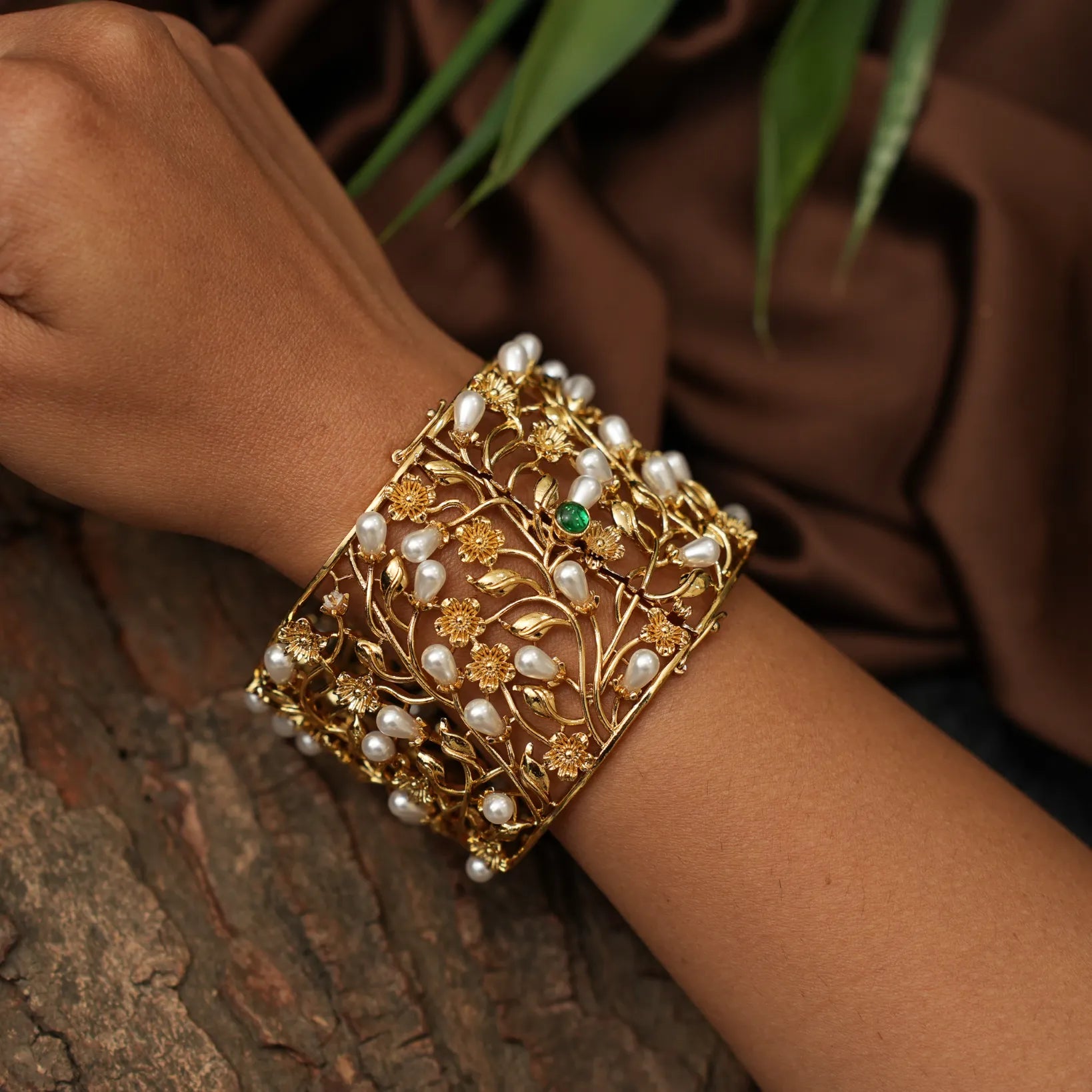 Lishika Statement Kada Bracelet