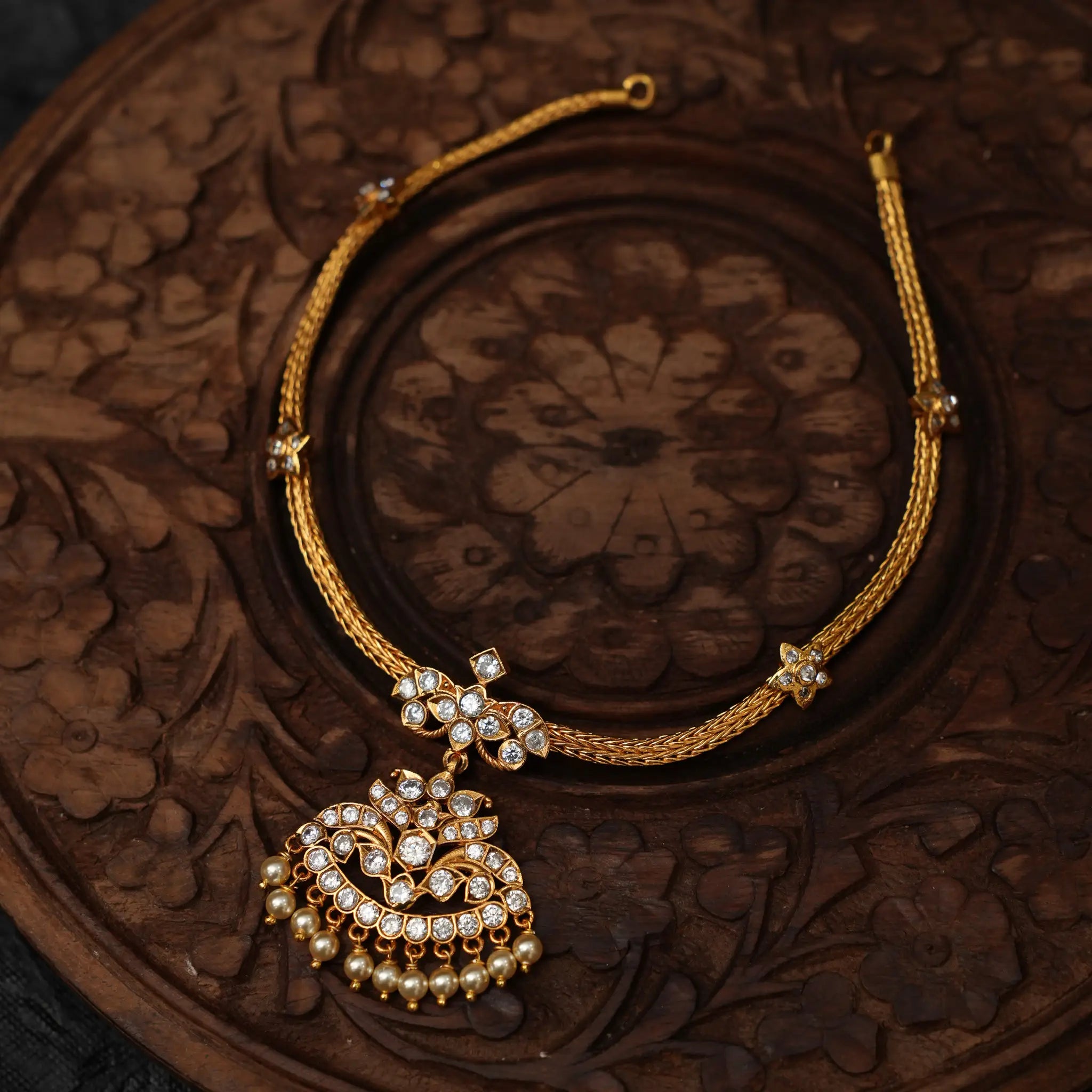 Harini Silver Attigai Necklace