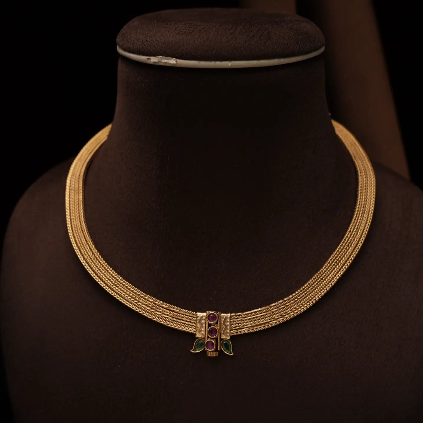 Maarya Antique Choker