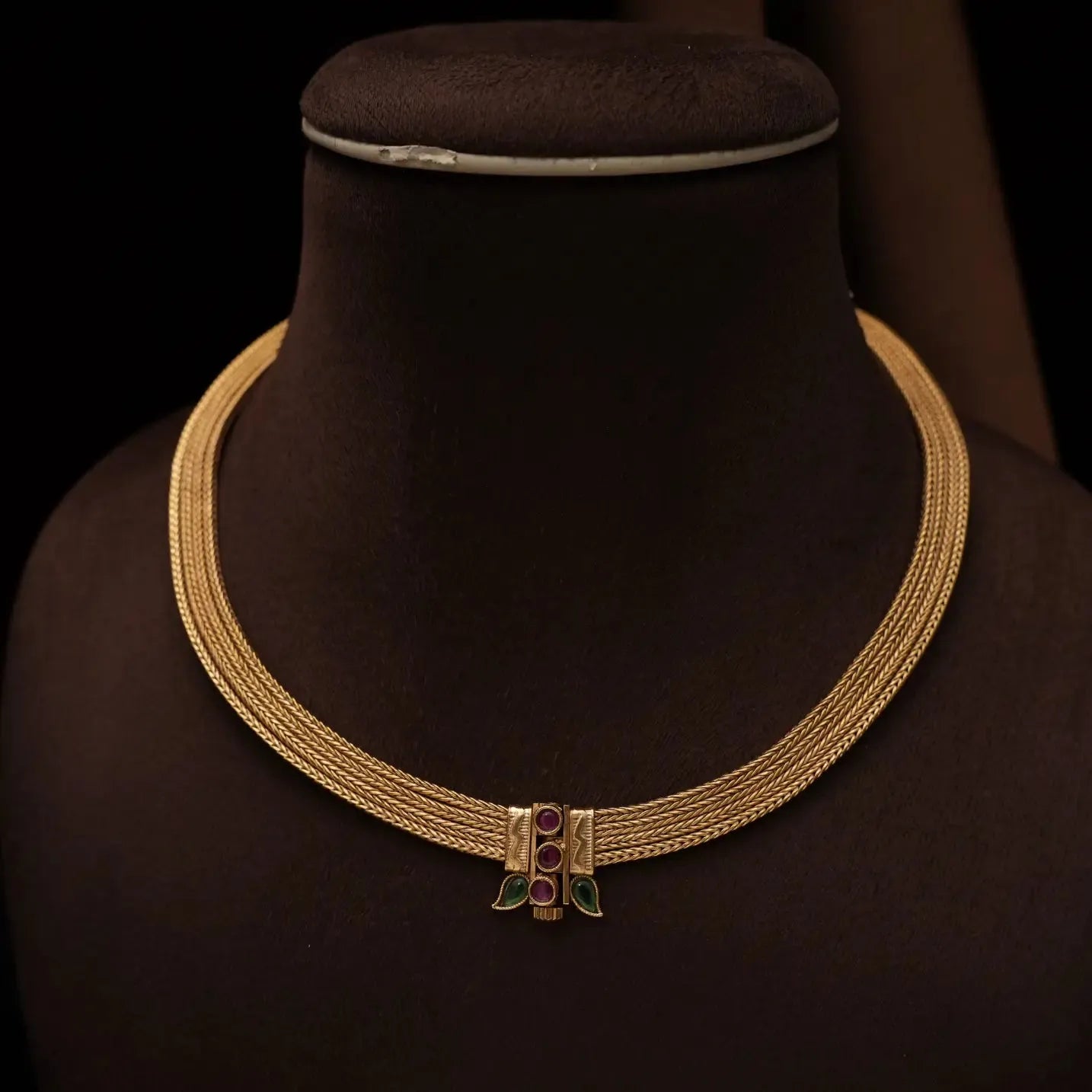 Maarya Antique Choker