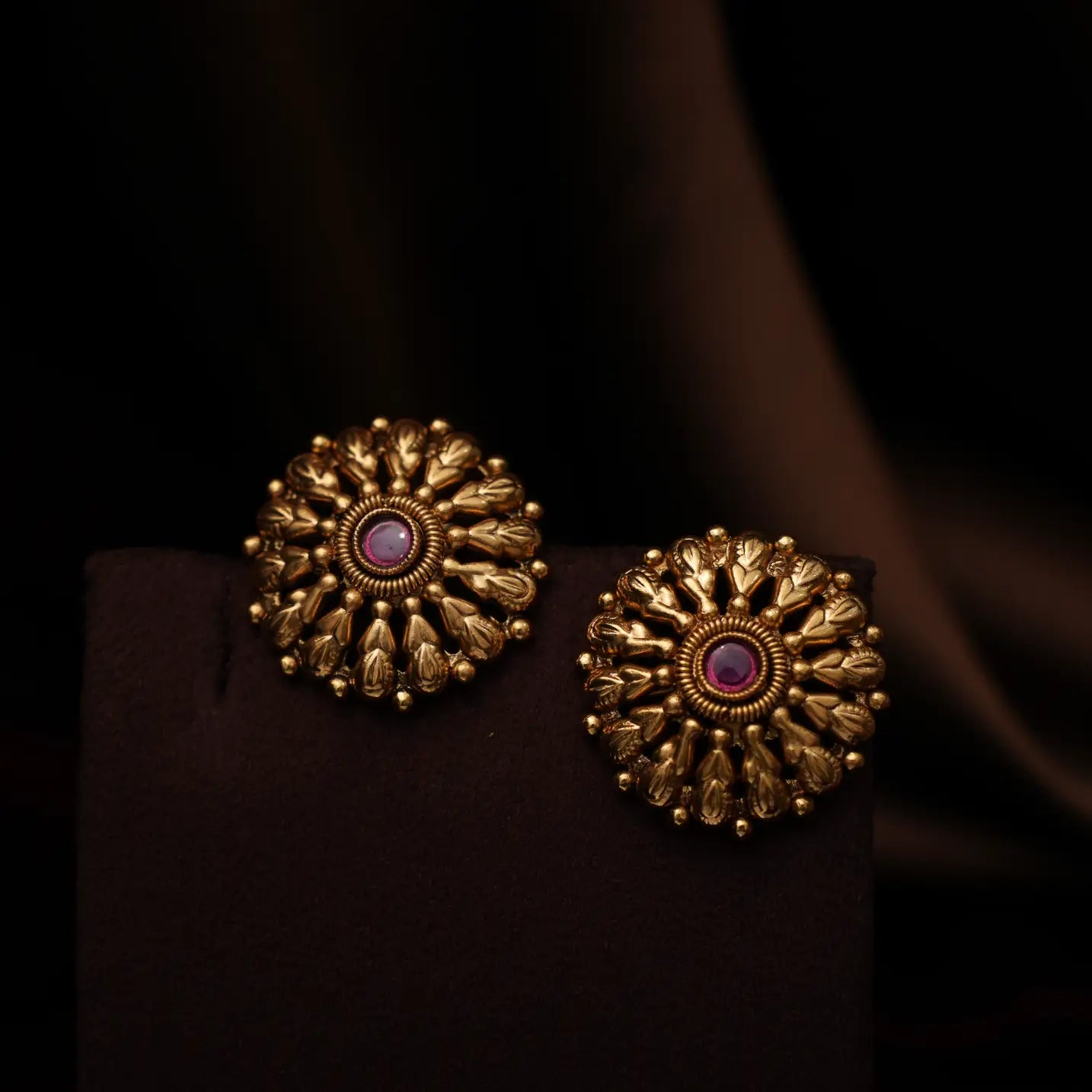 Maarya Antique Choker