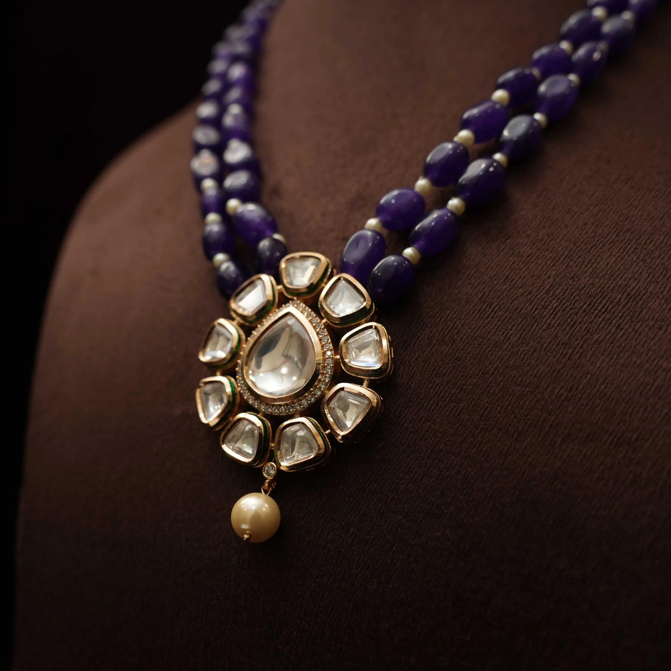 Magizhi Beaded Kundan Necklace