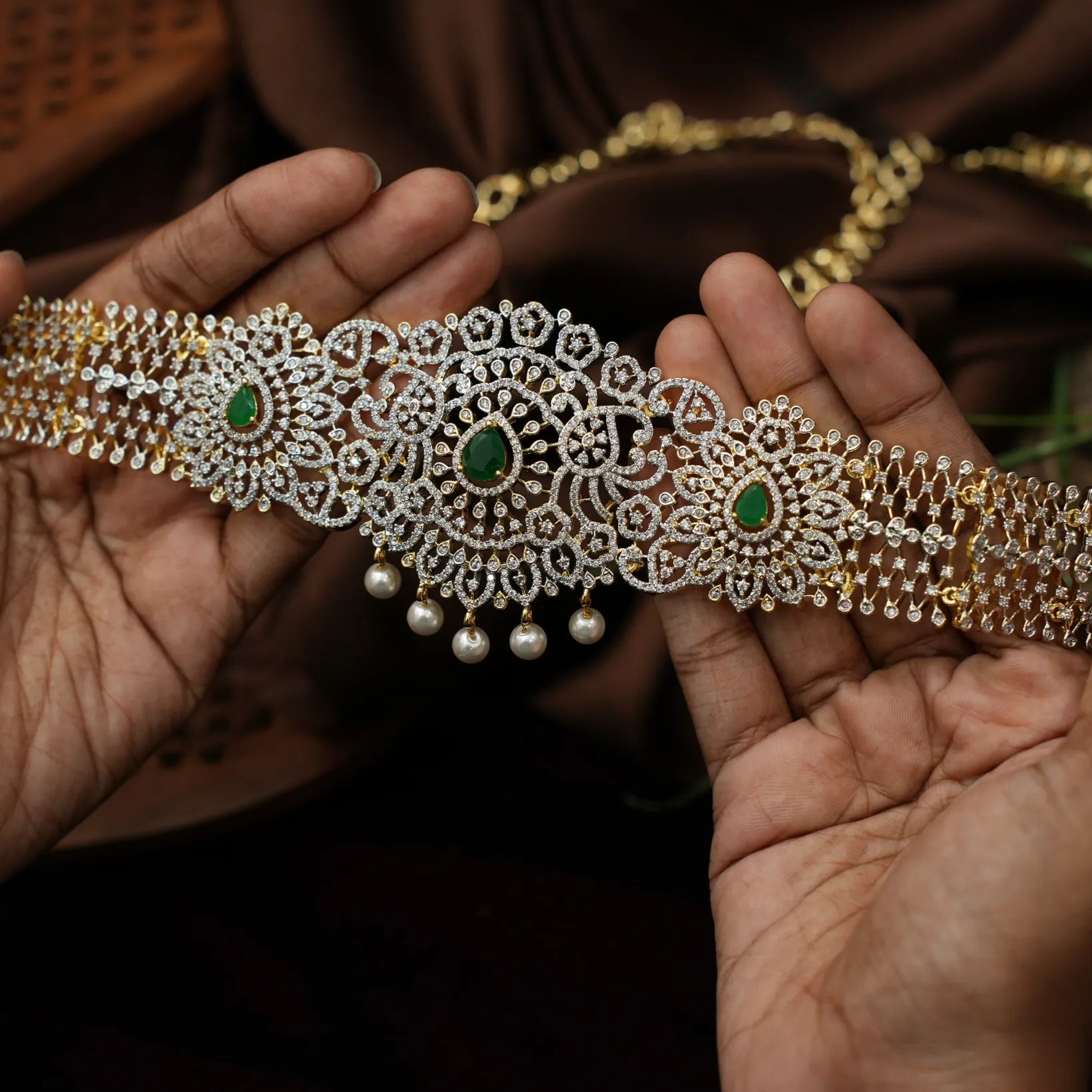 Laghima Zircon Necklace Set