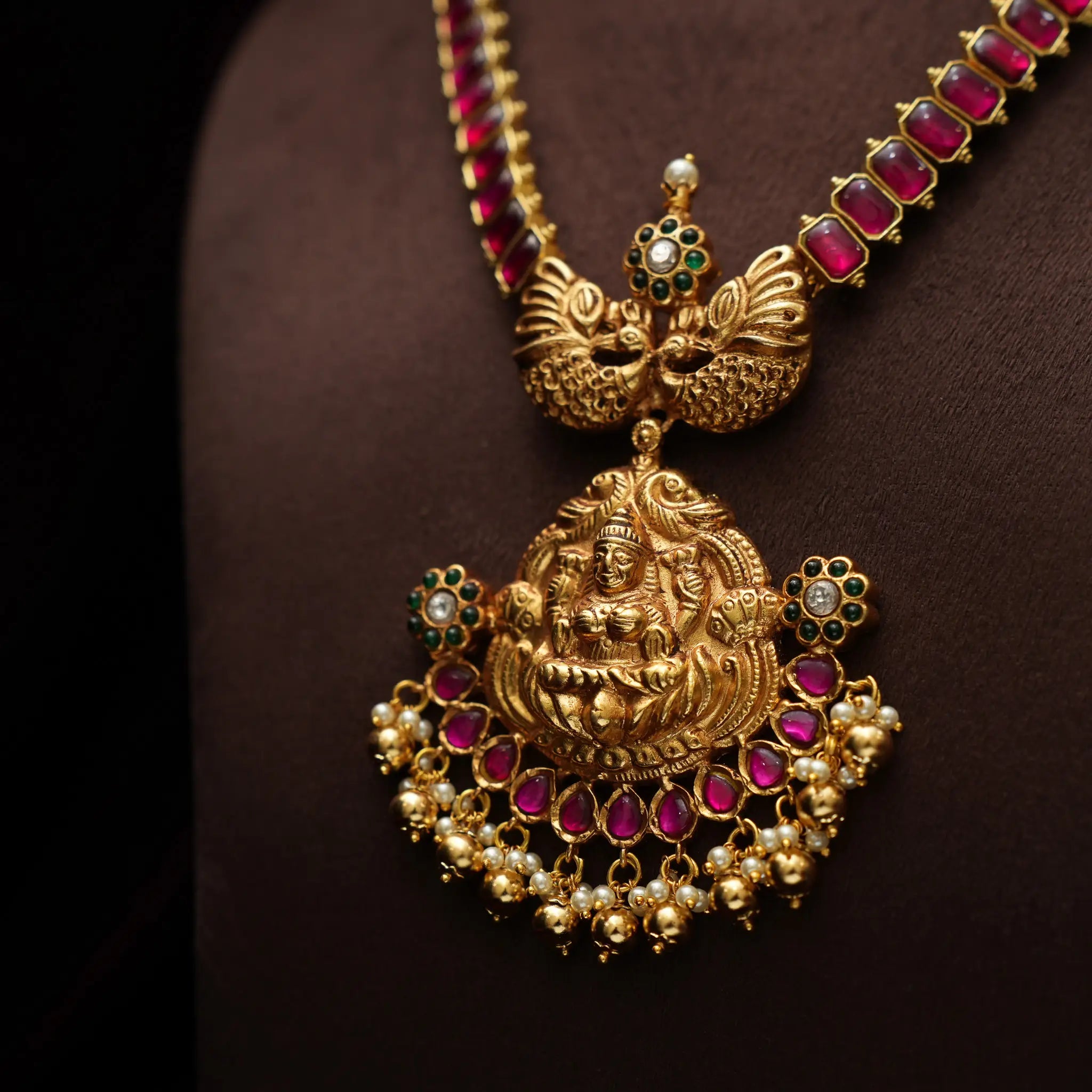 Manavi Statement Necklace - Red