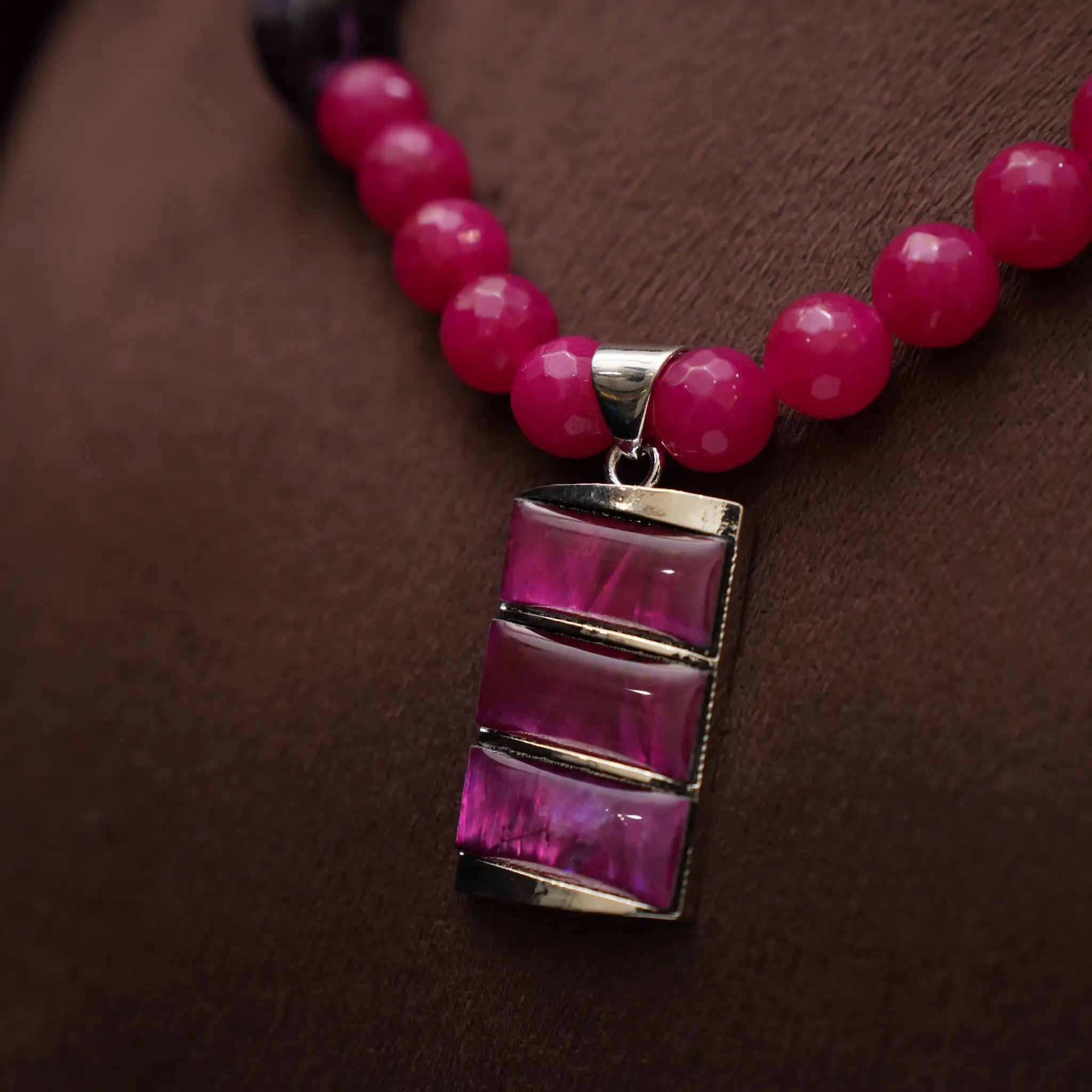 Meera Beaded Necklace - Reddish Pink