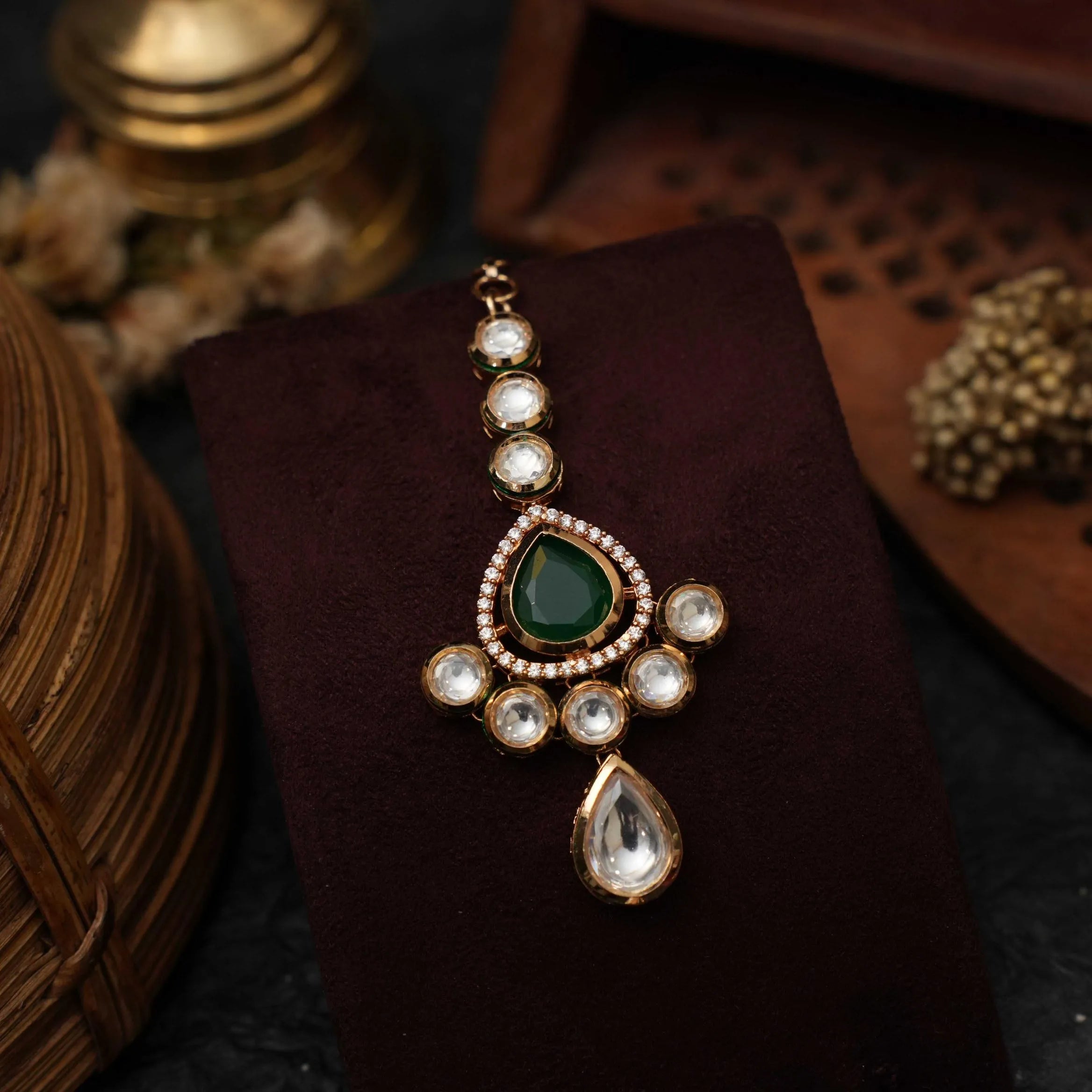 Meera Kundan Tikka - Green