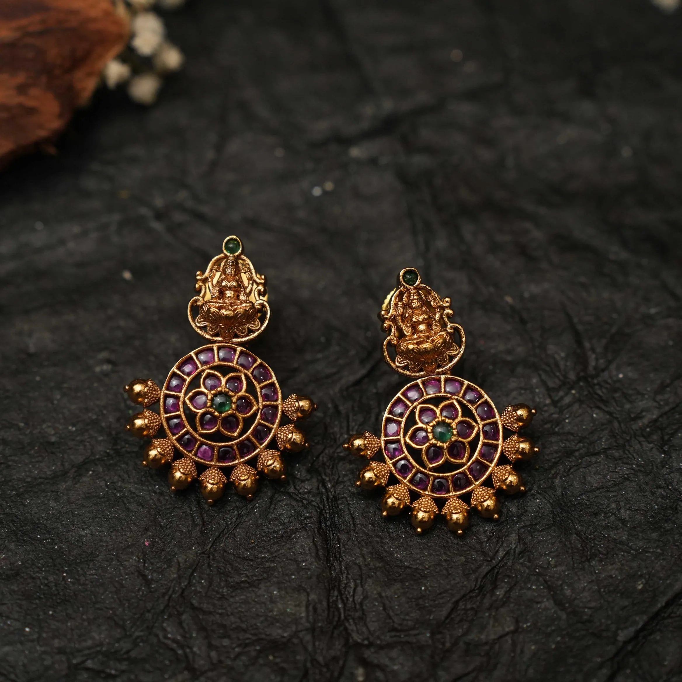 Merci Antique Earring - Red