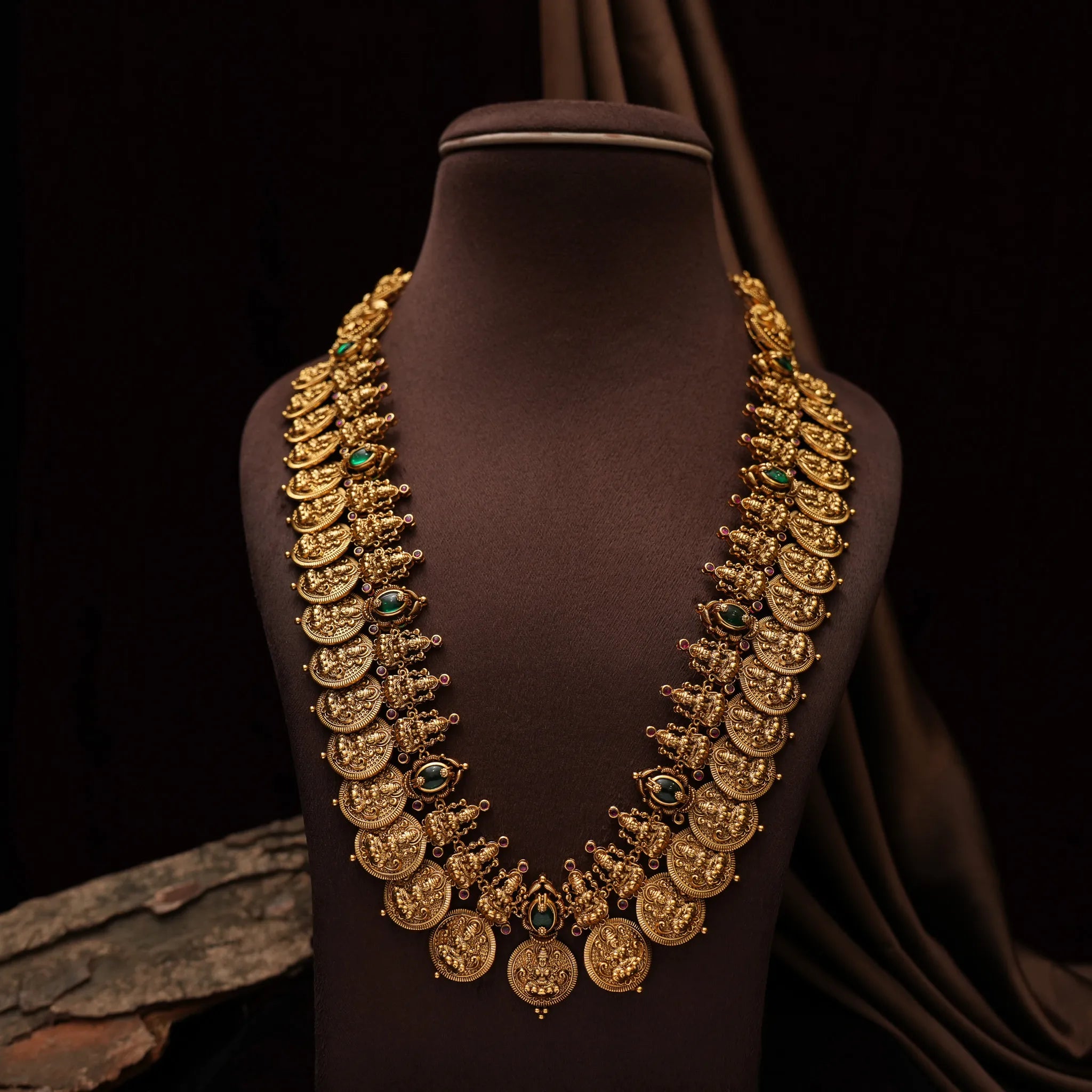 Mila Antique Necklace - Green