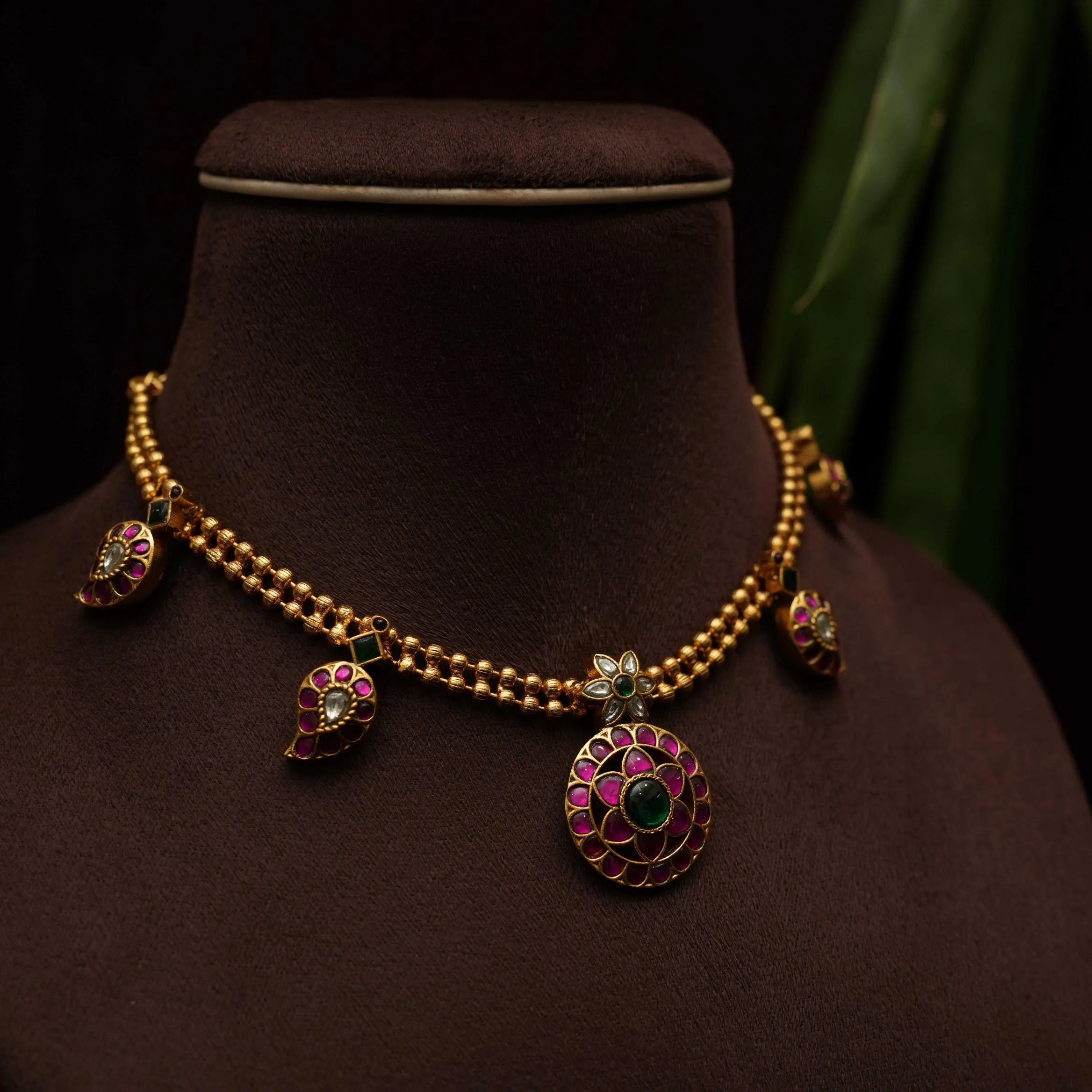 Mirat Antique Necklace