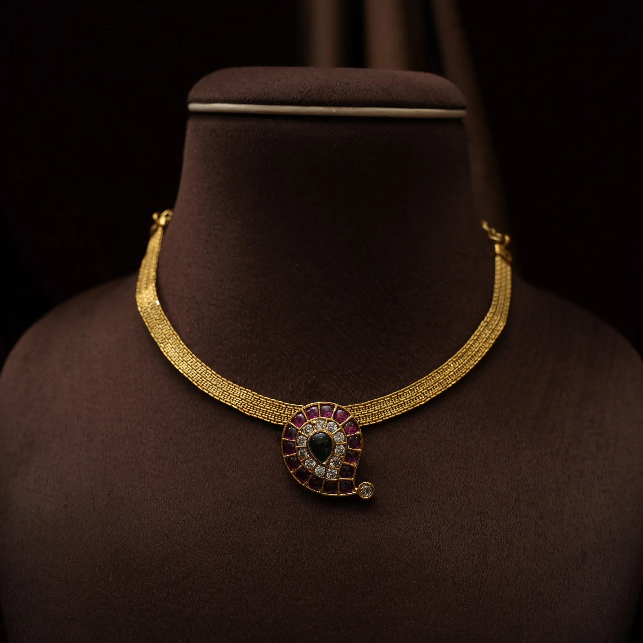 Miraya Antique Choker