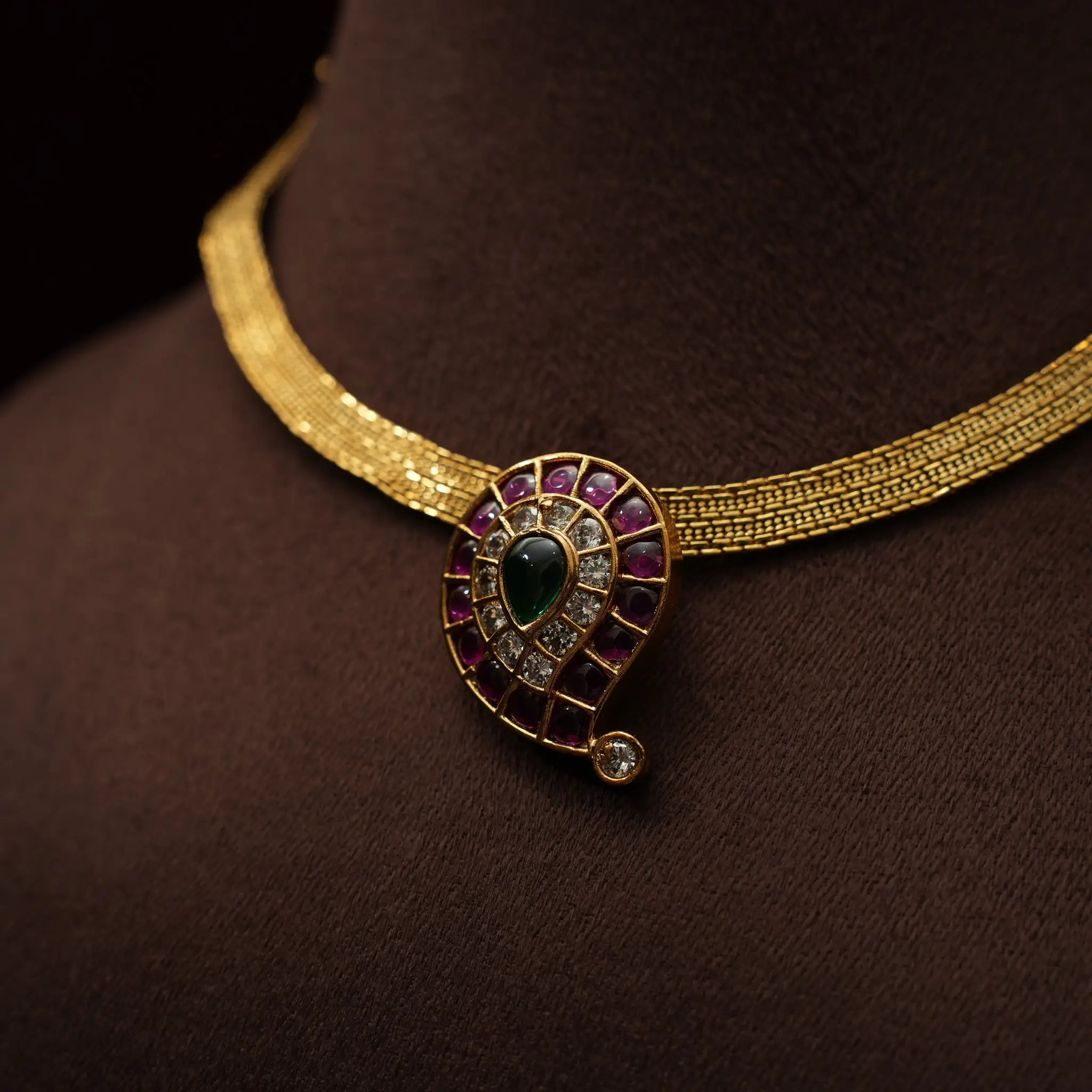 Miraya Antique Choker