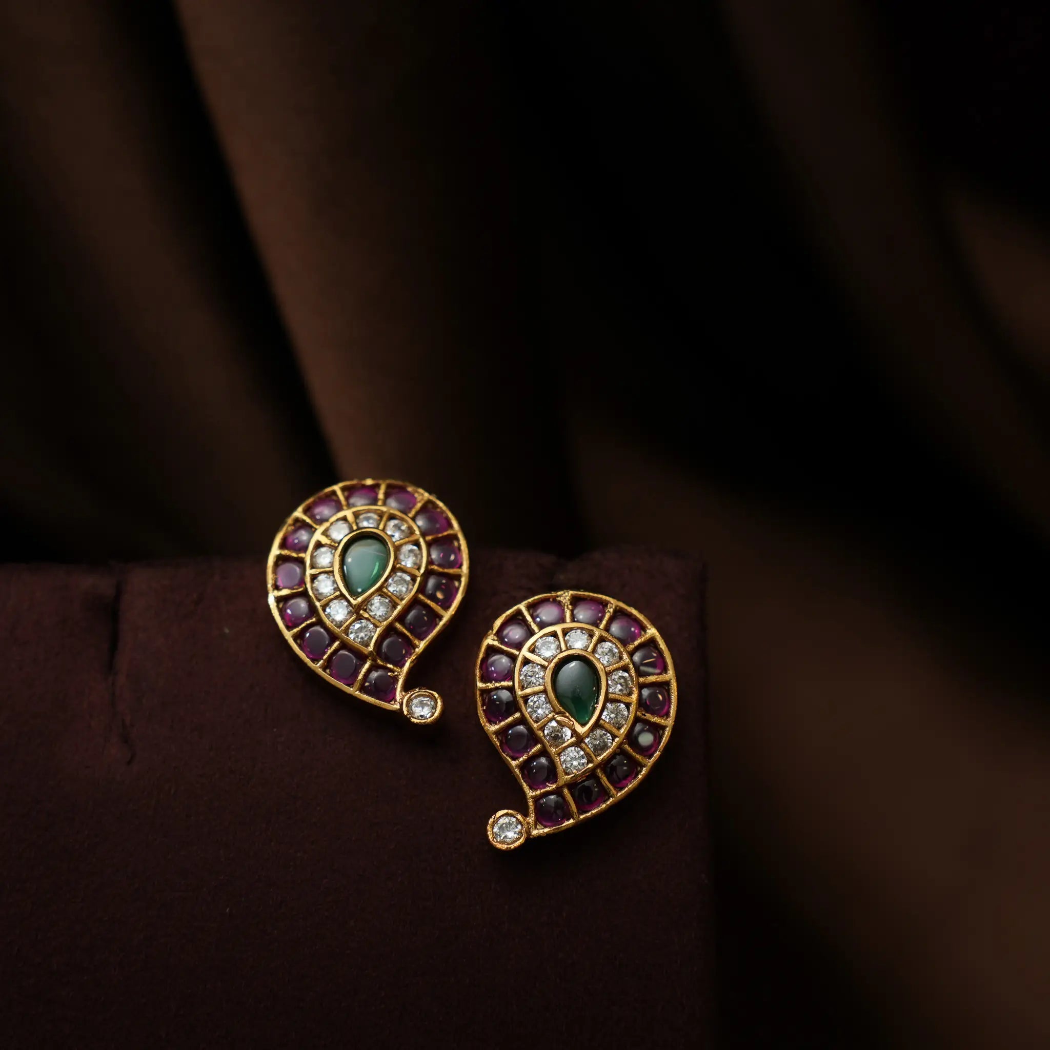 Miraya Antique Choker