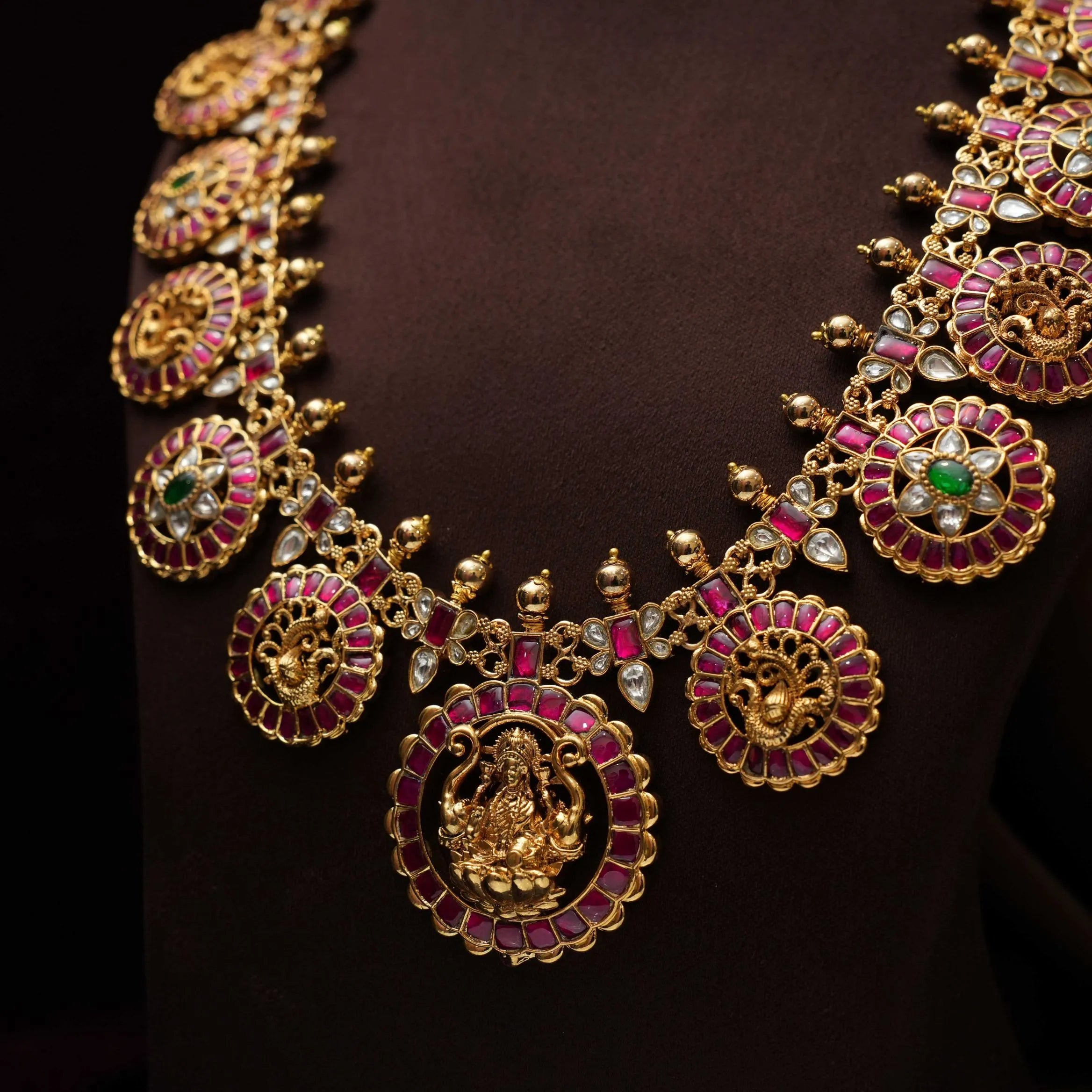 Miraya Antique Necklace