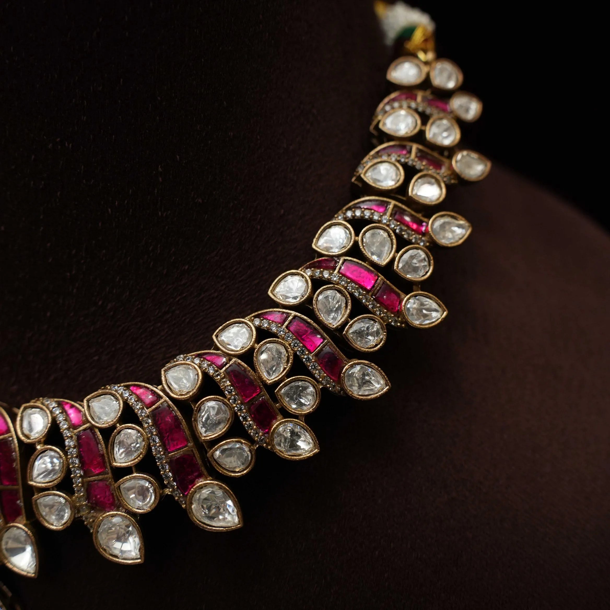 Mishti Victorian Polki Necklace - Reddish Pink