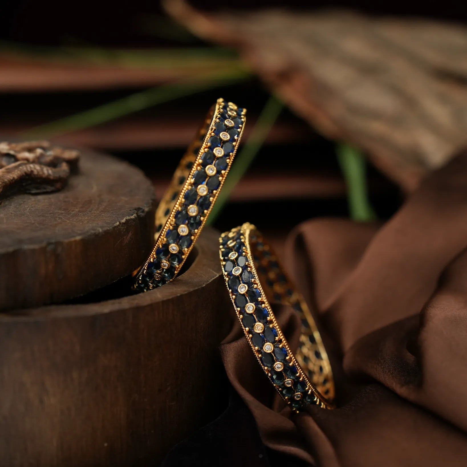 Mivaan Antique Bangles