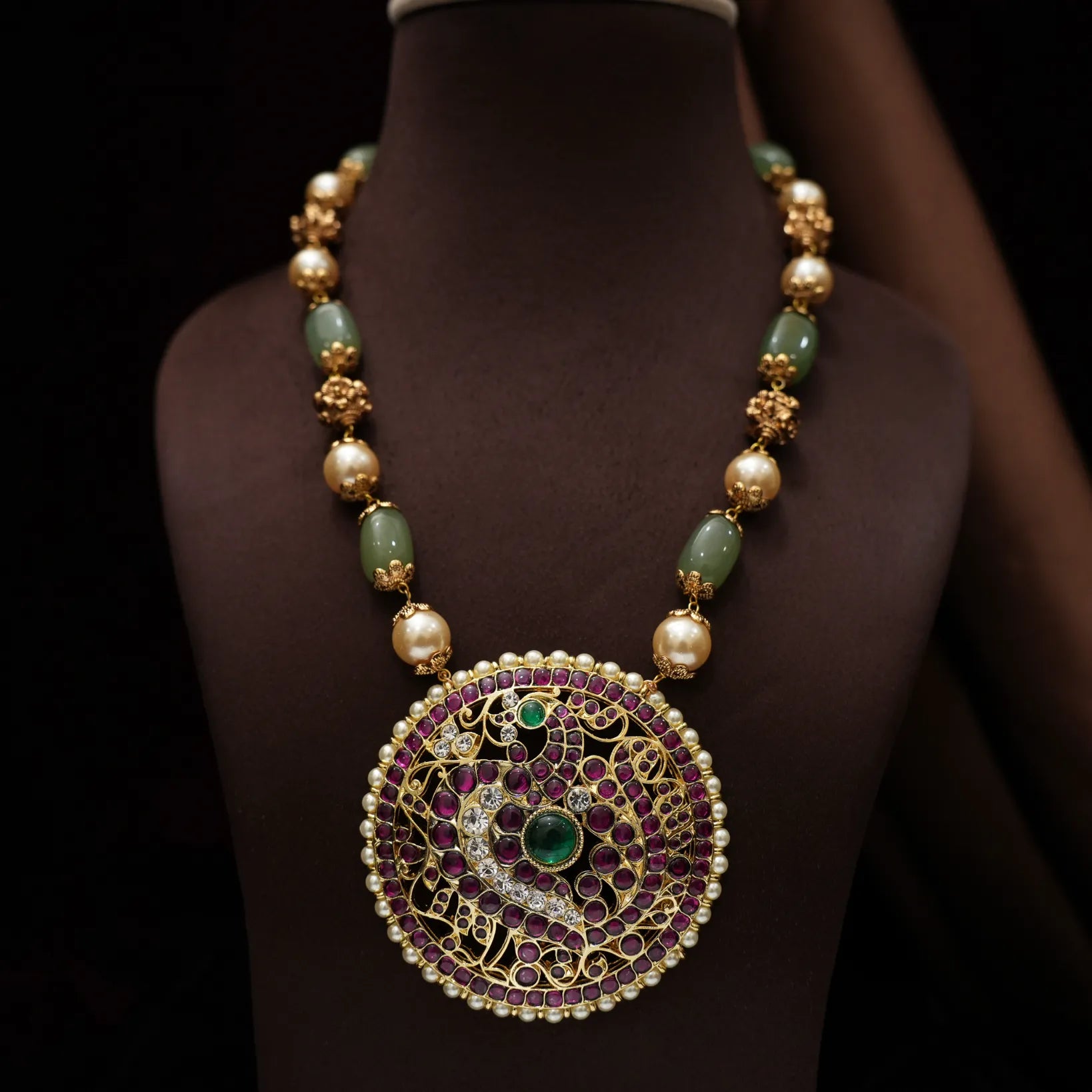 Nachni Beaded Antique Necklace - Pastel Green