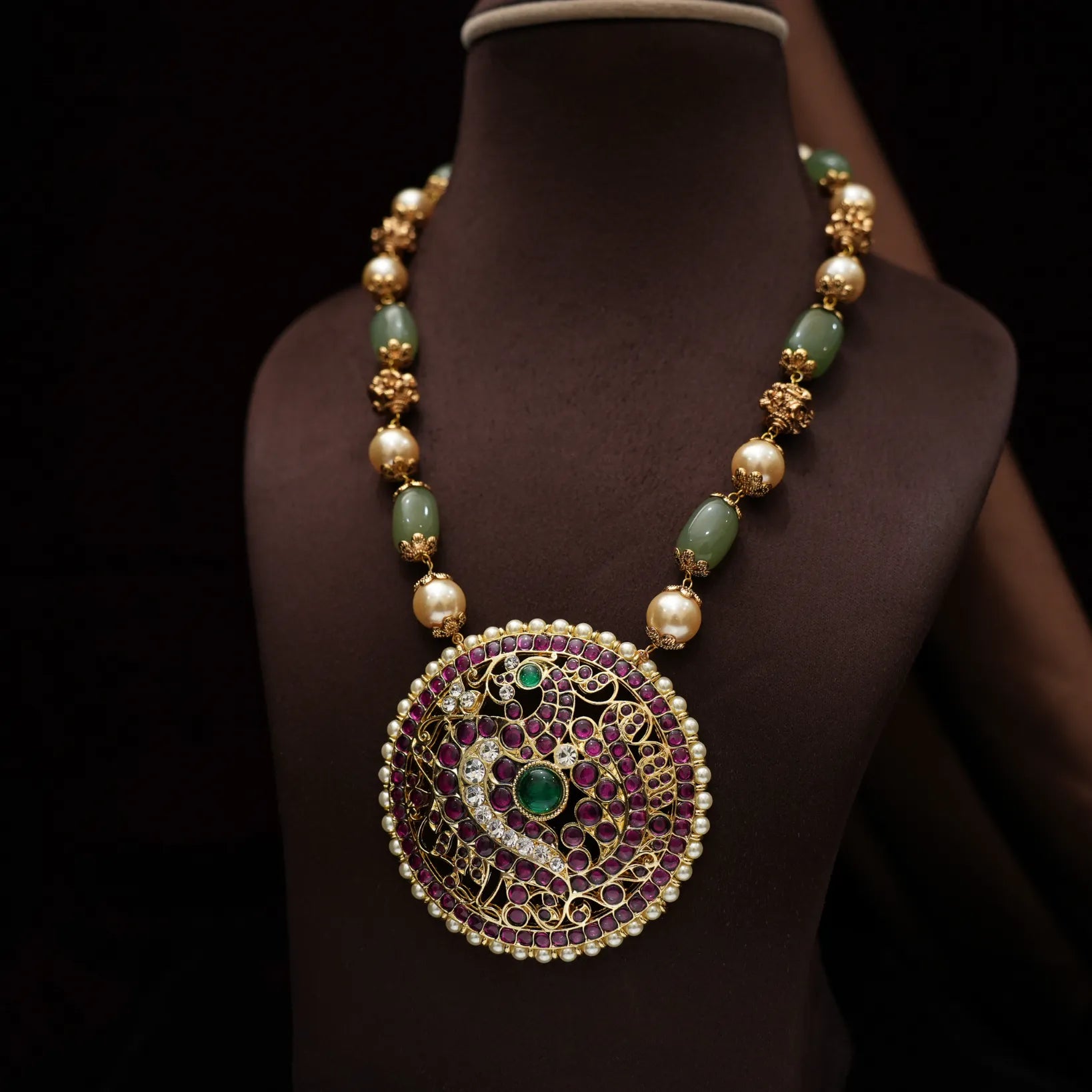 Nachni Beaded Antique Necklace - Pastel Green