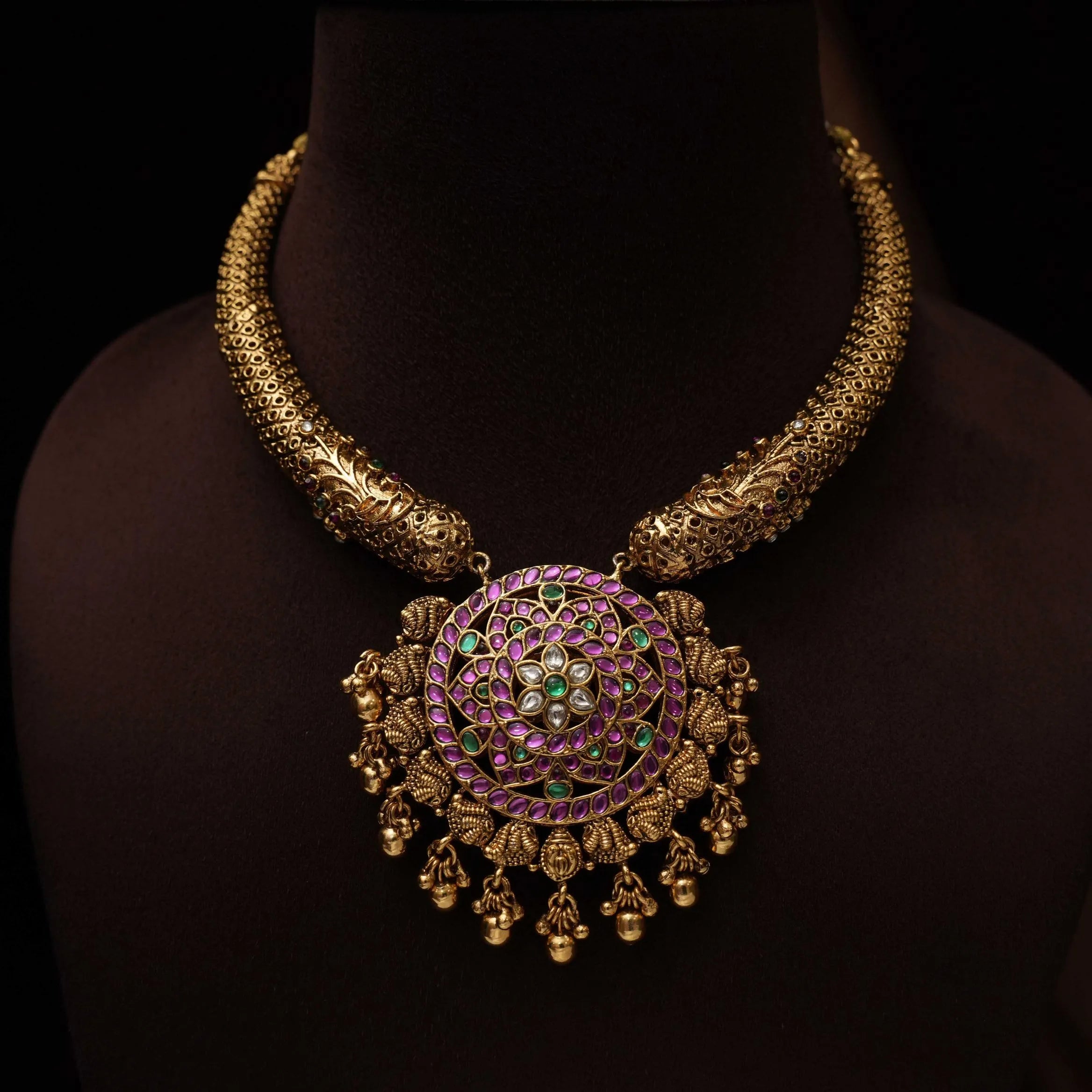 Naisha Antique Reversible Hasli Necklace