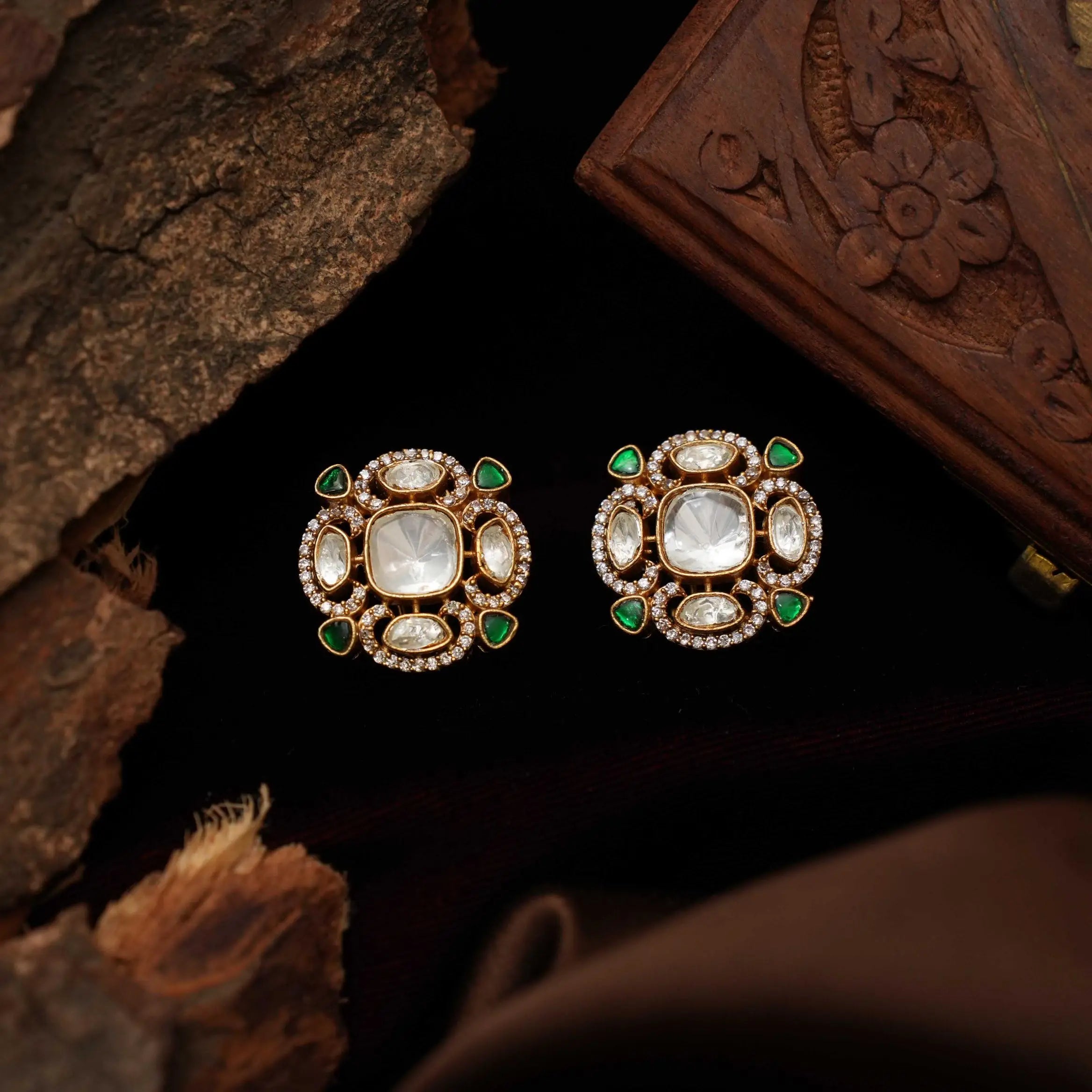 Nalini Polki Ear Stud - Green