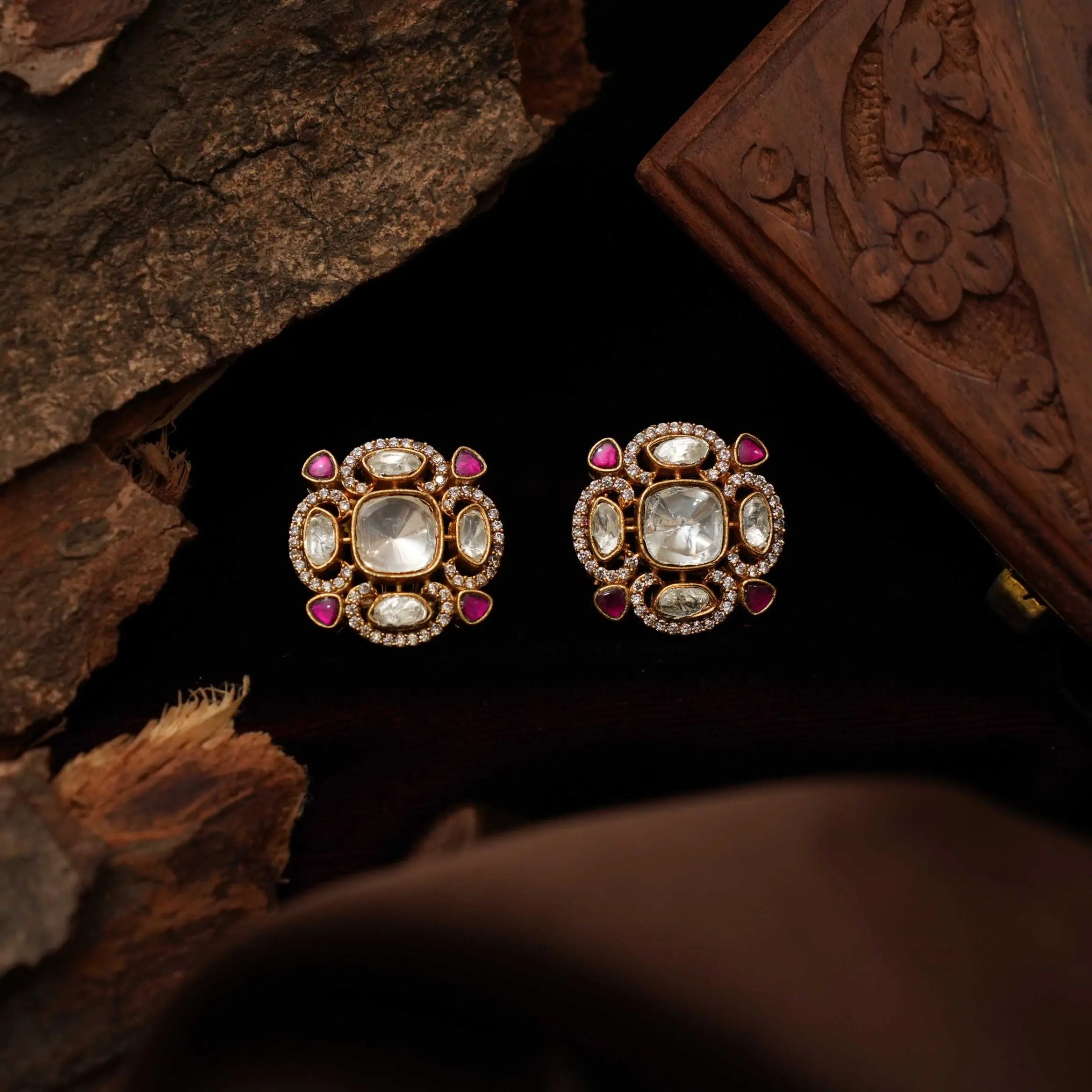 Nalini Polki Ear Stud - Red