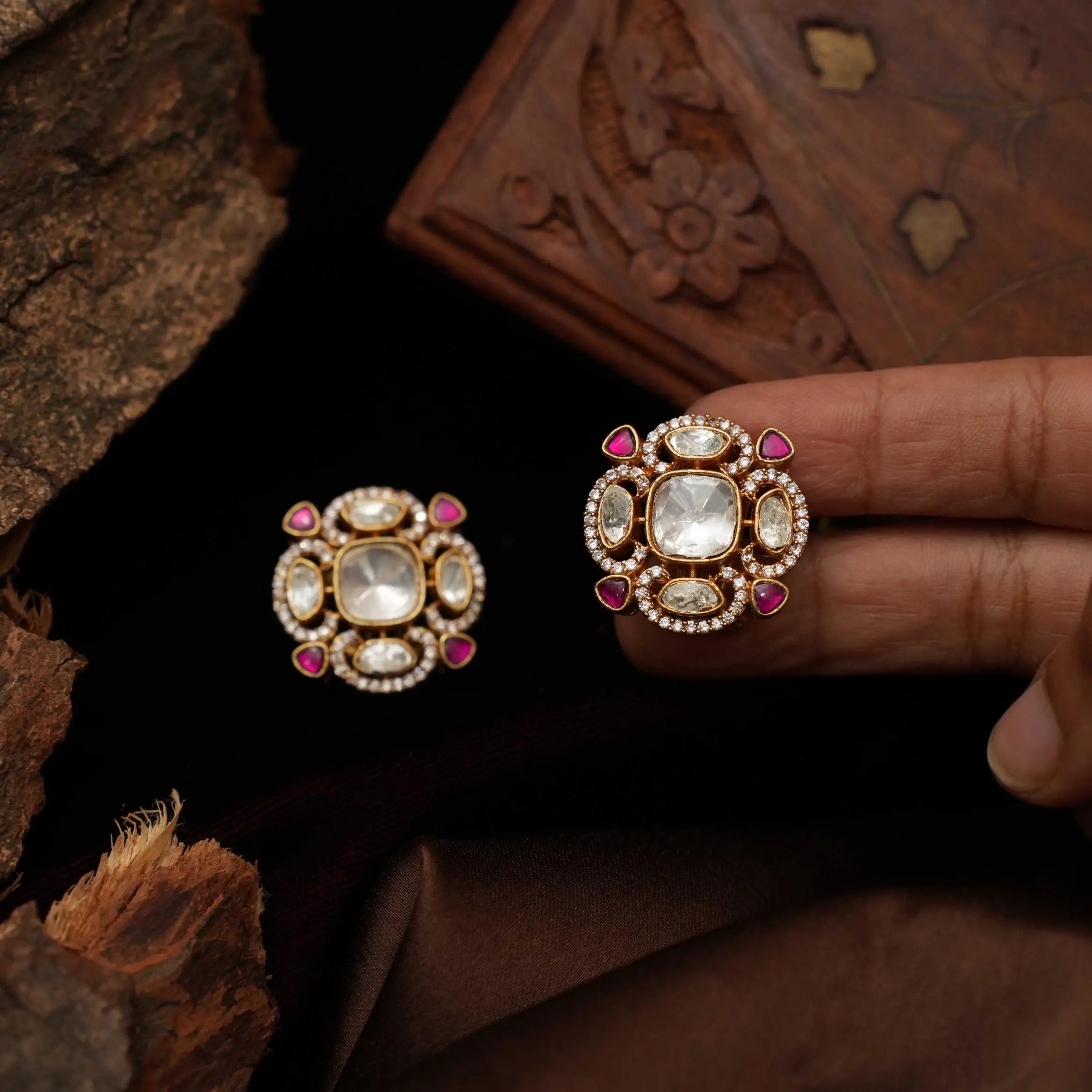 Nalini Polki Ear Stud - Red