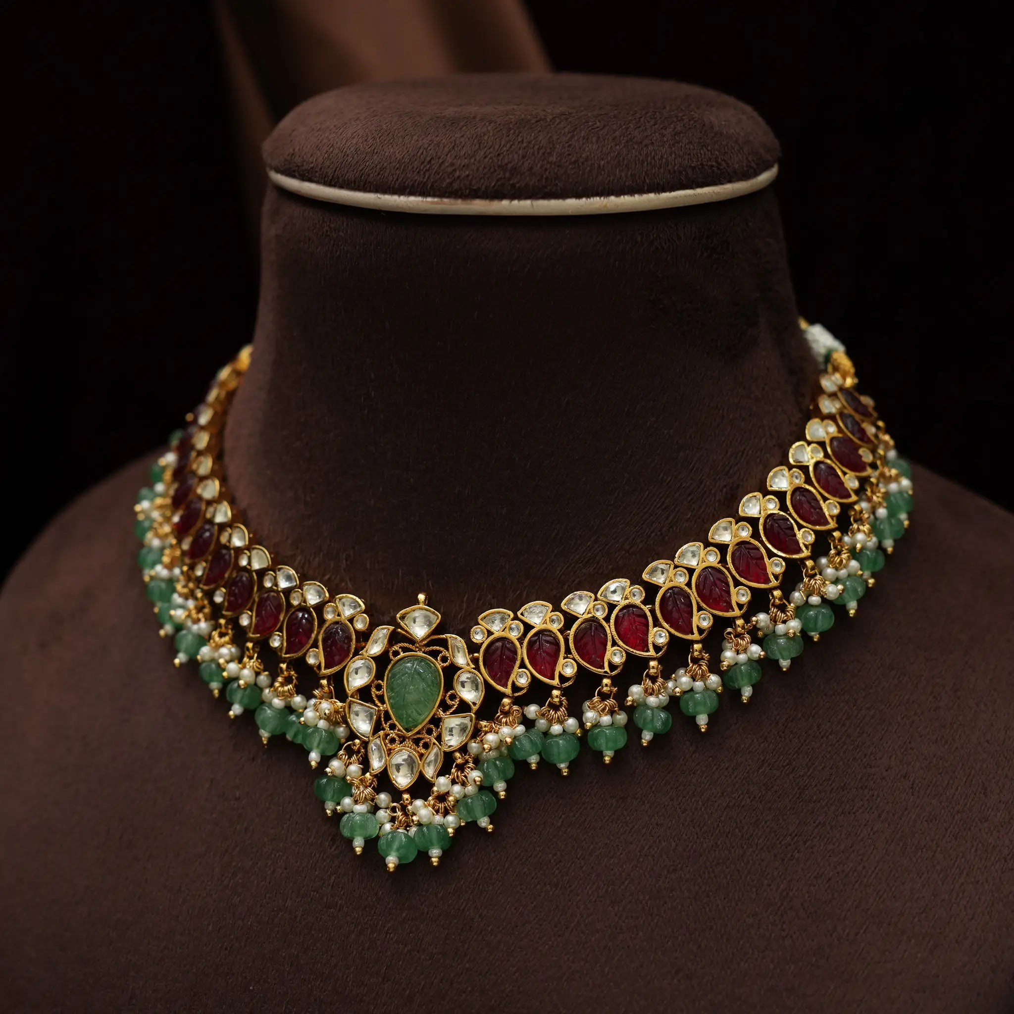 Namrada Polki Choker
