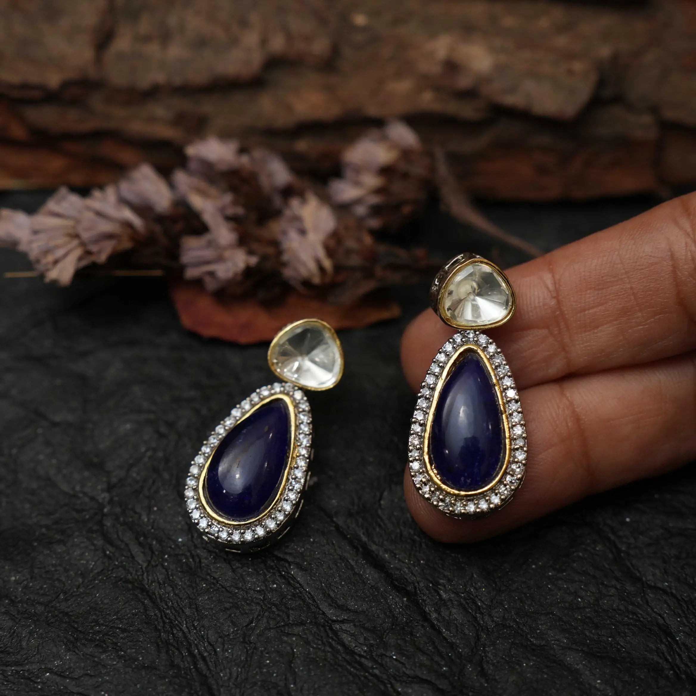 Navi Zircon Earrings - Blue