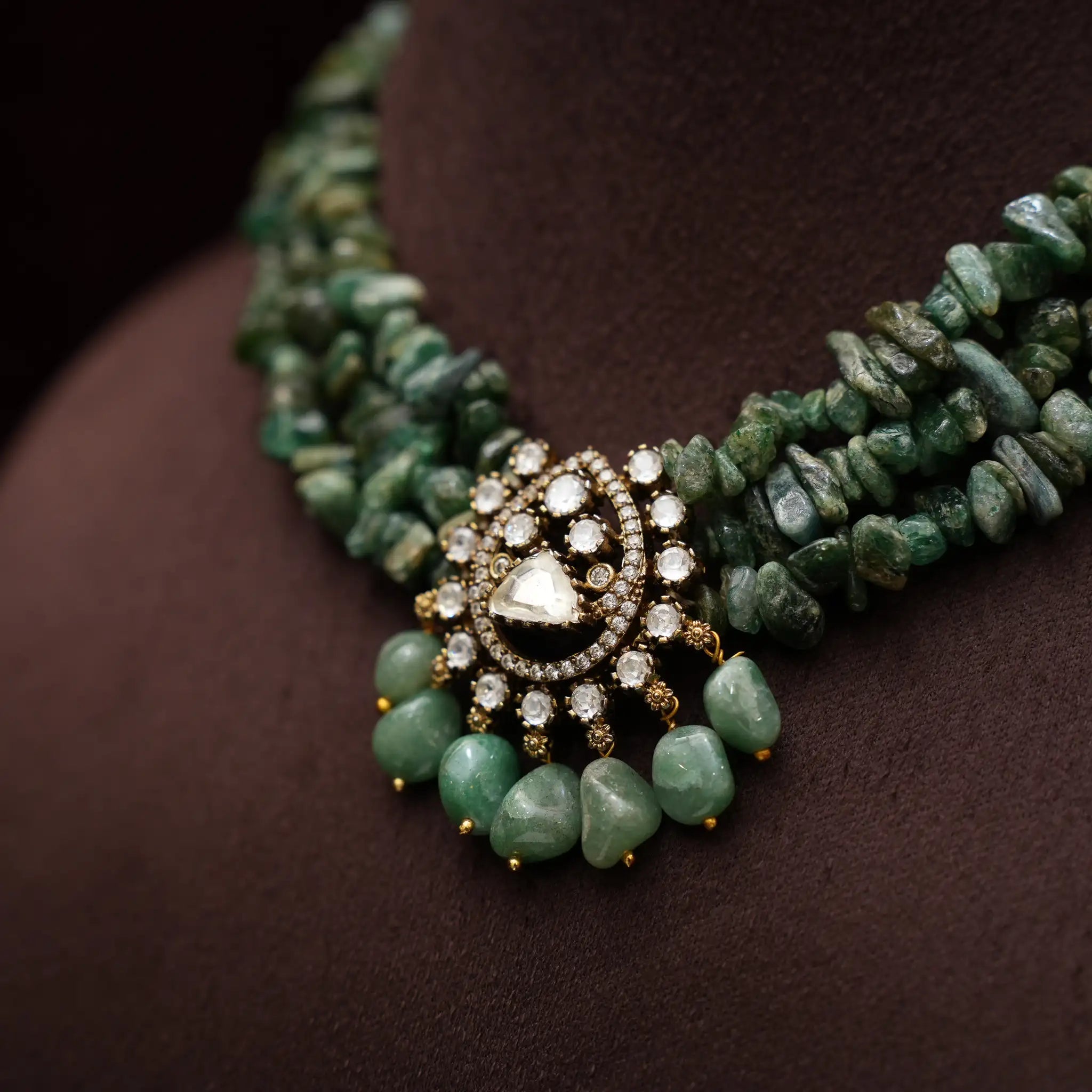 Nayana Beaded Victorian Choker - Green