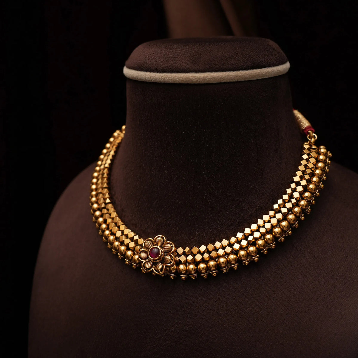 Nayanika Antique Choker - Red