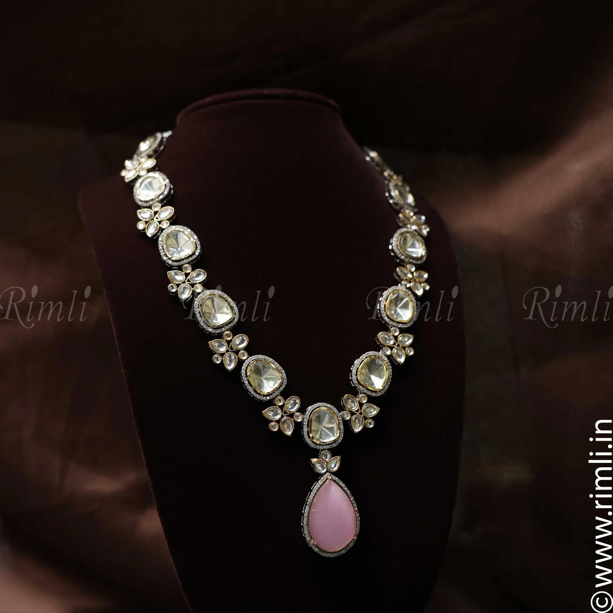 Aruna Victorian Kundan Necklace - Pink