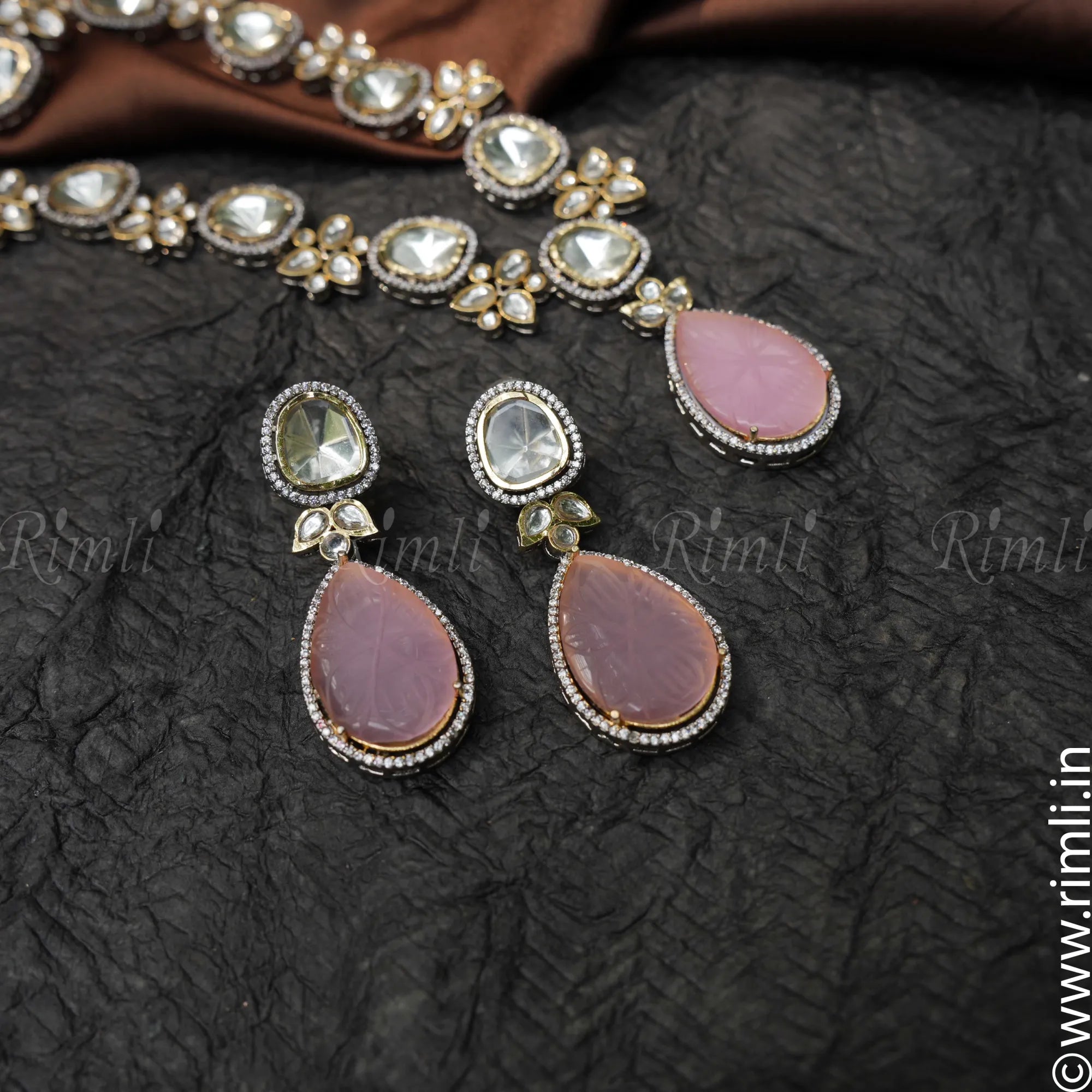 Aruna Victorian Kundan Necklace - Pink