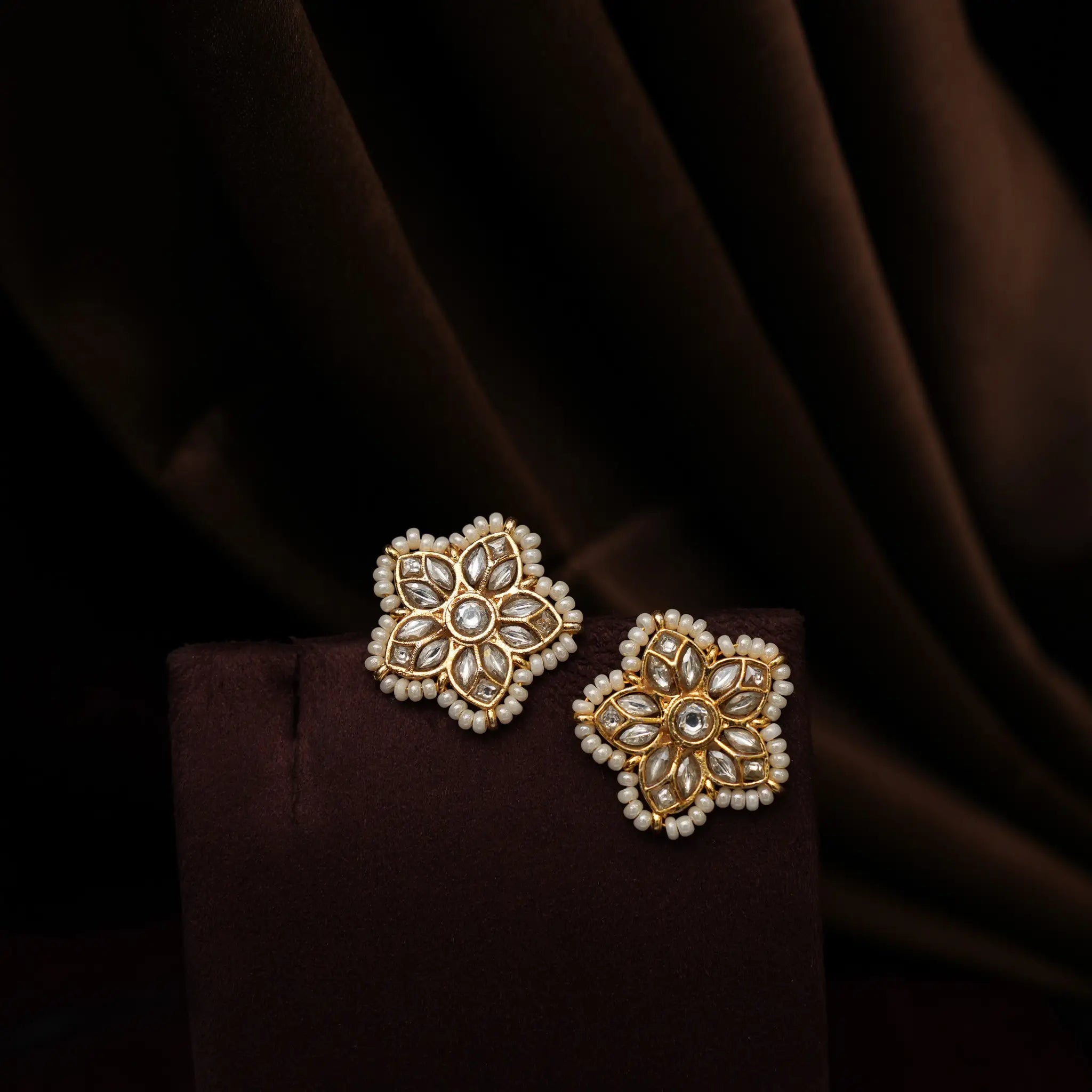 Nila Polki Choker - White