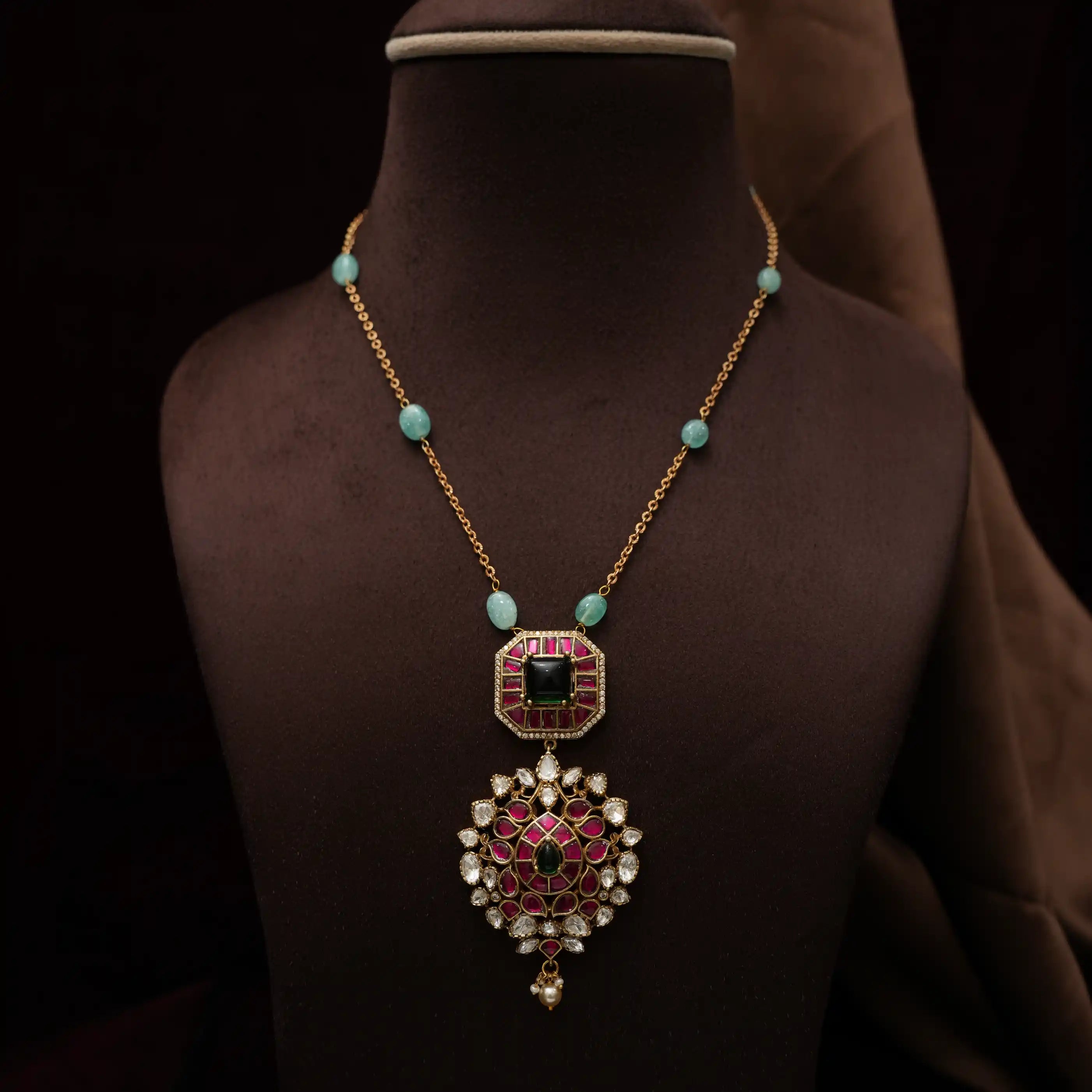 Nilani Polki Minimal Necklace