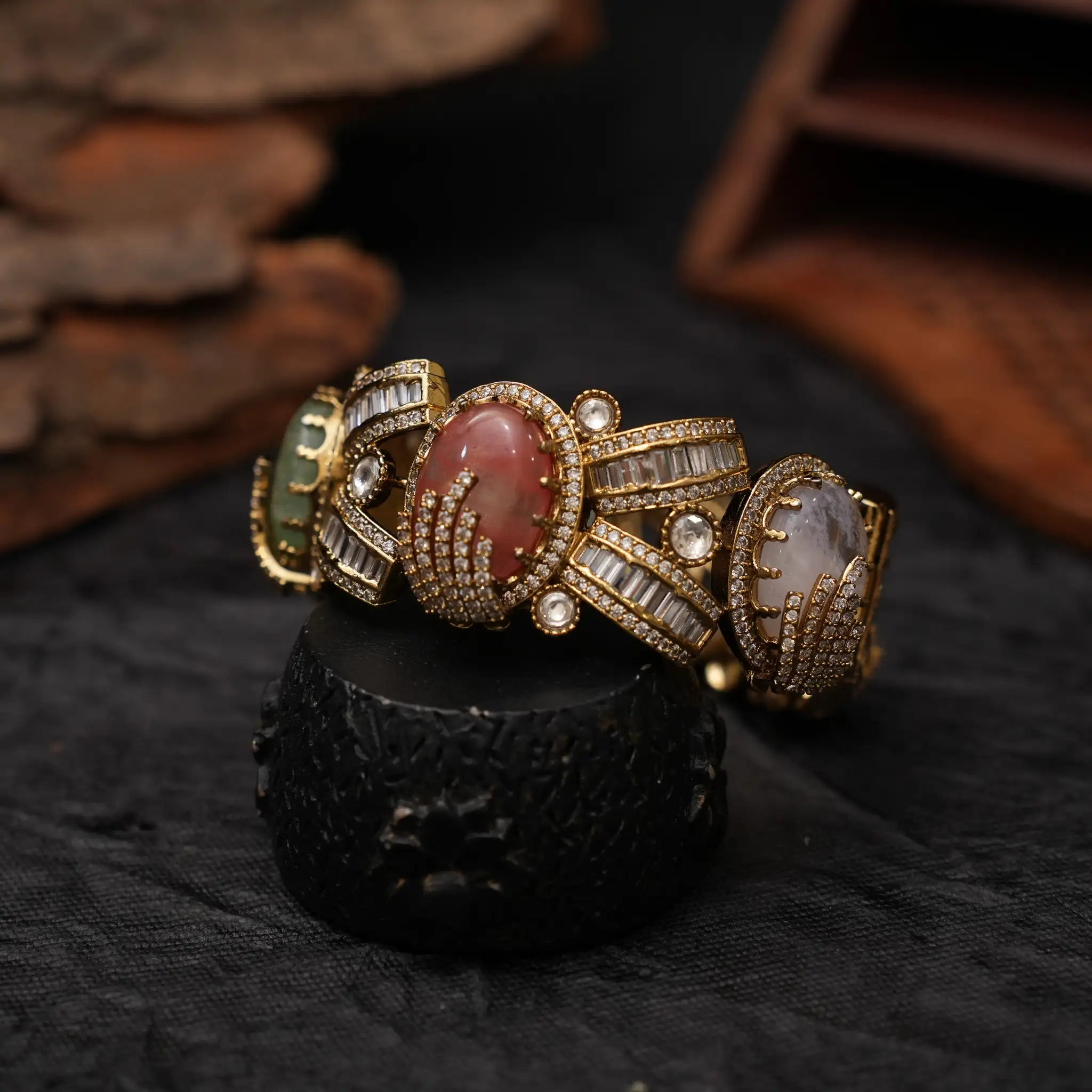 Nireka VIctorian Kada Bangle