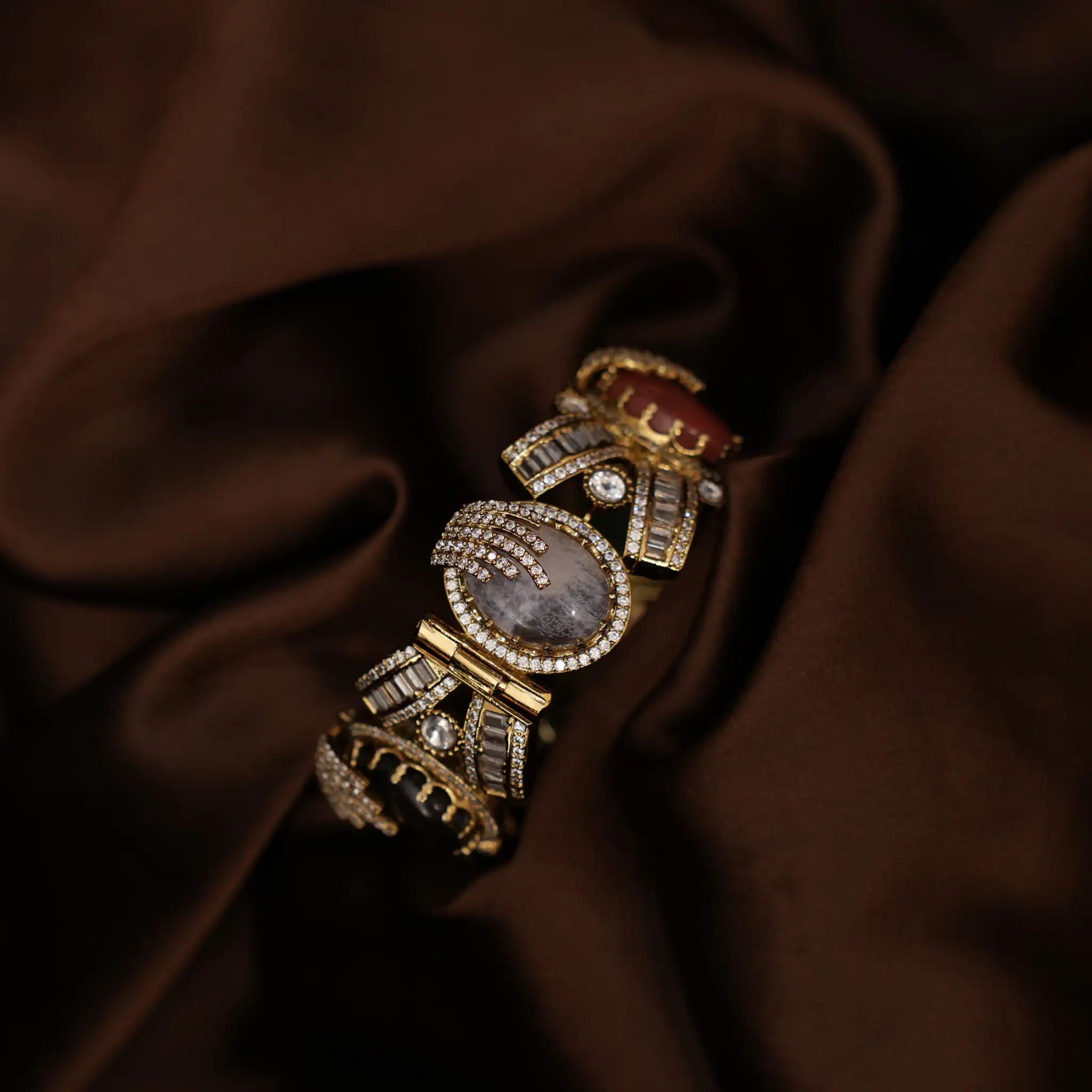 Nireka VIctorian Kada Bangle