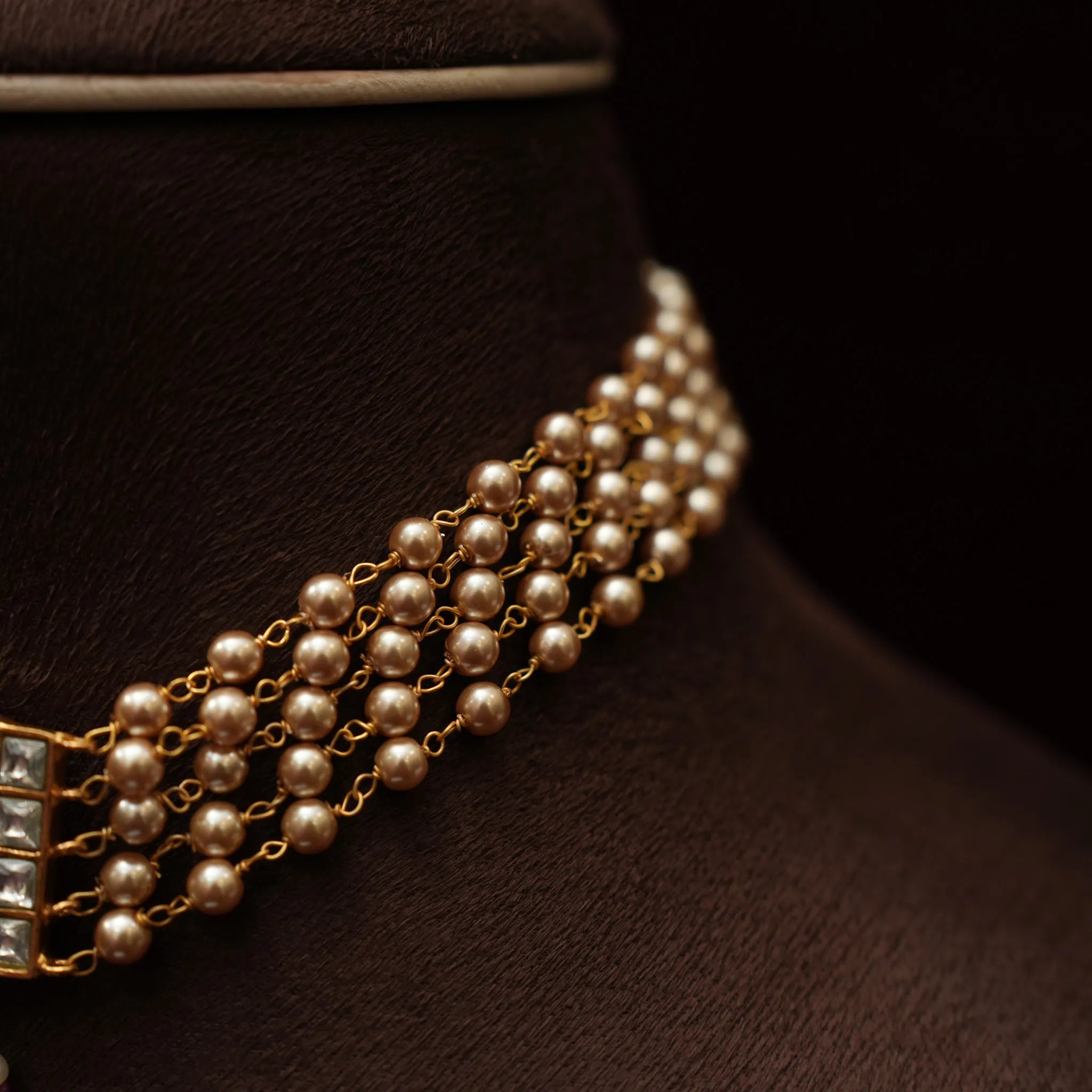 Nirmala Pearl Polki Choker - Red & White