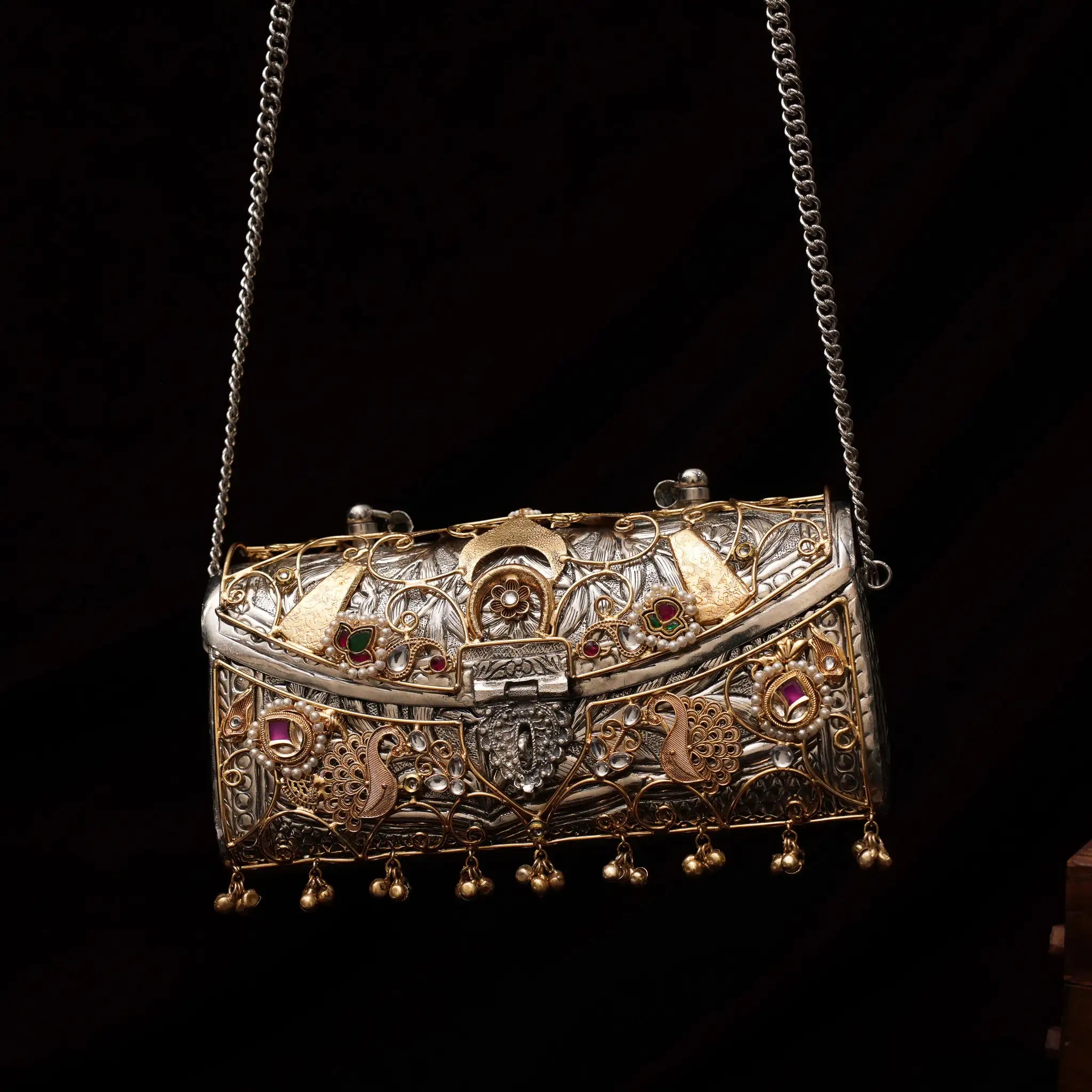 Nishara Polki Clutch